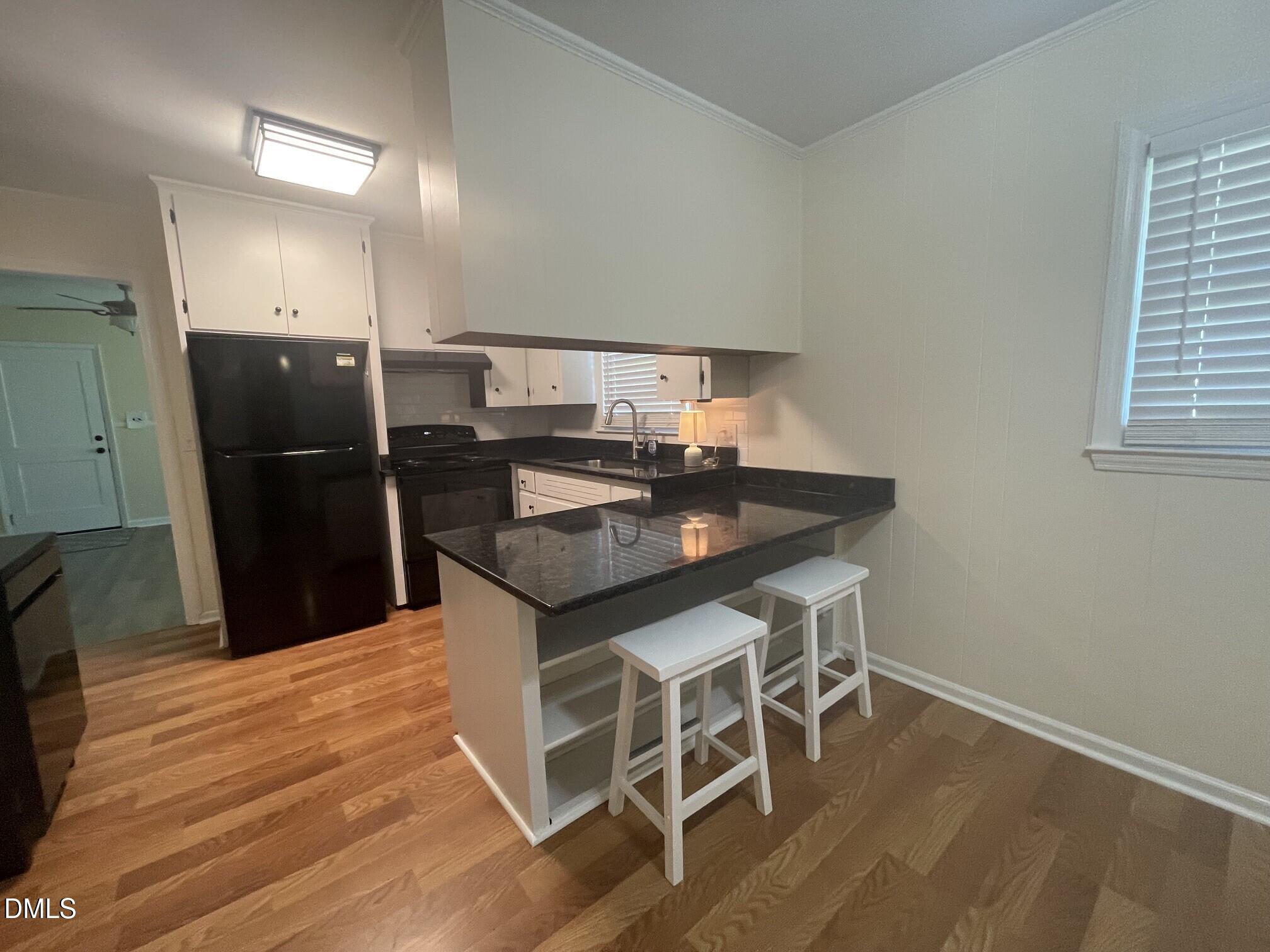 384 E Wimberly Street Property Photo 8