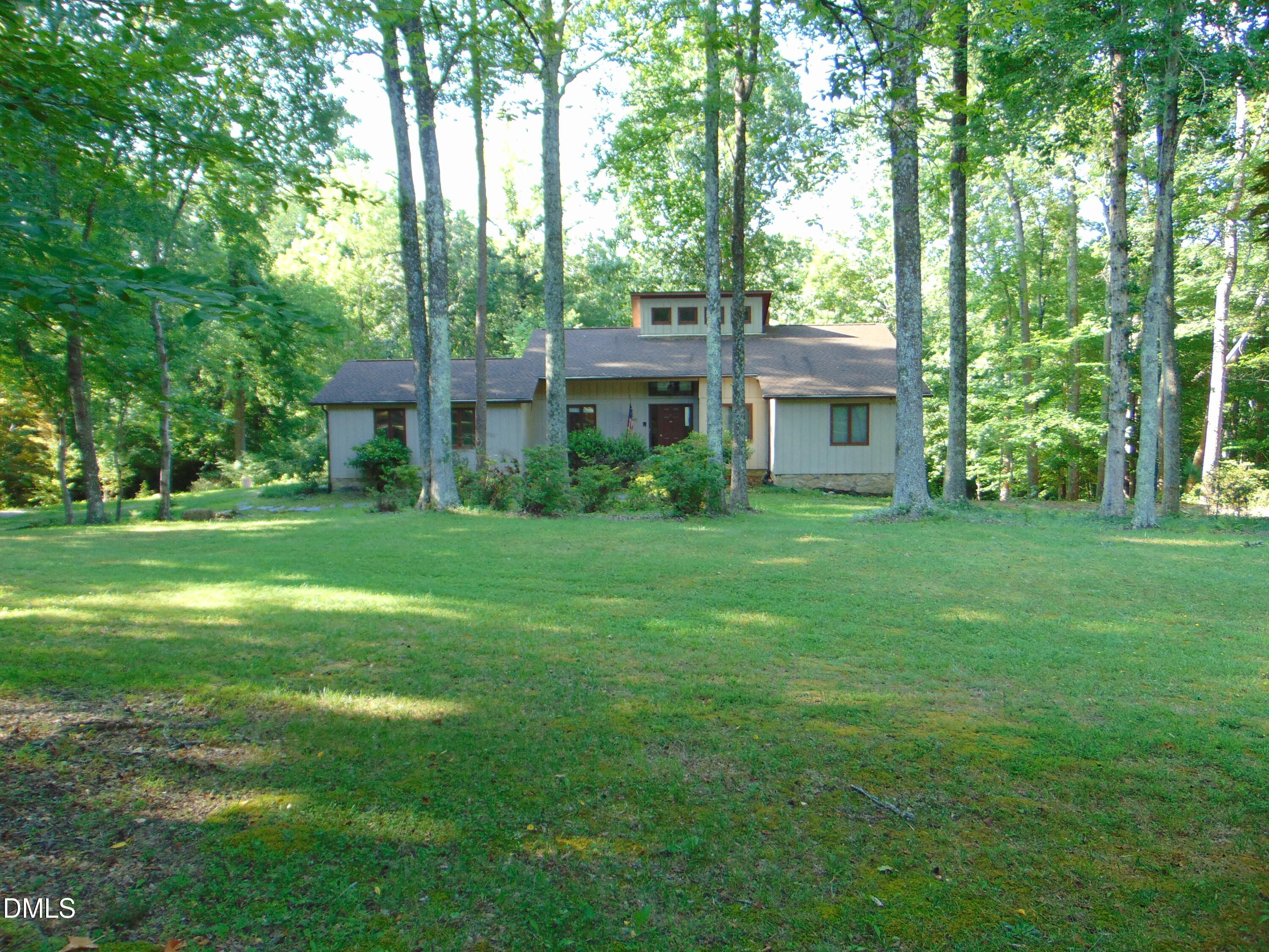 694 Country Lane