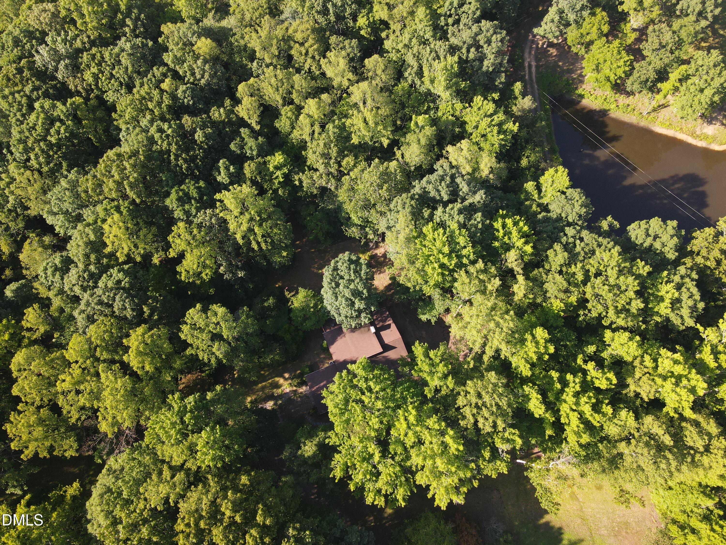 694 Country Lane Property Photo 13
