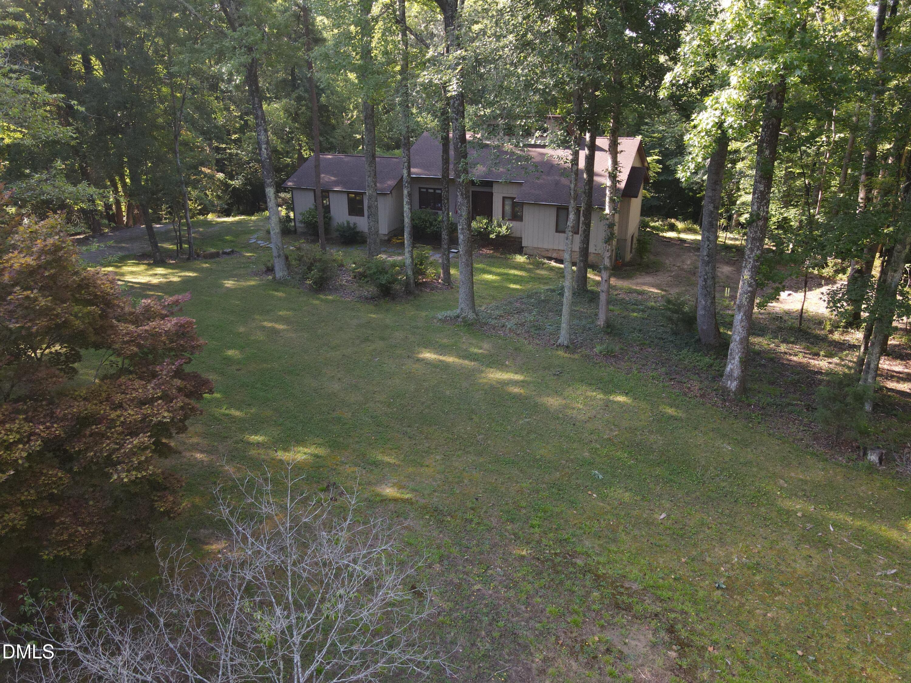 694 Country Lane Property Photo 16