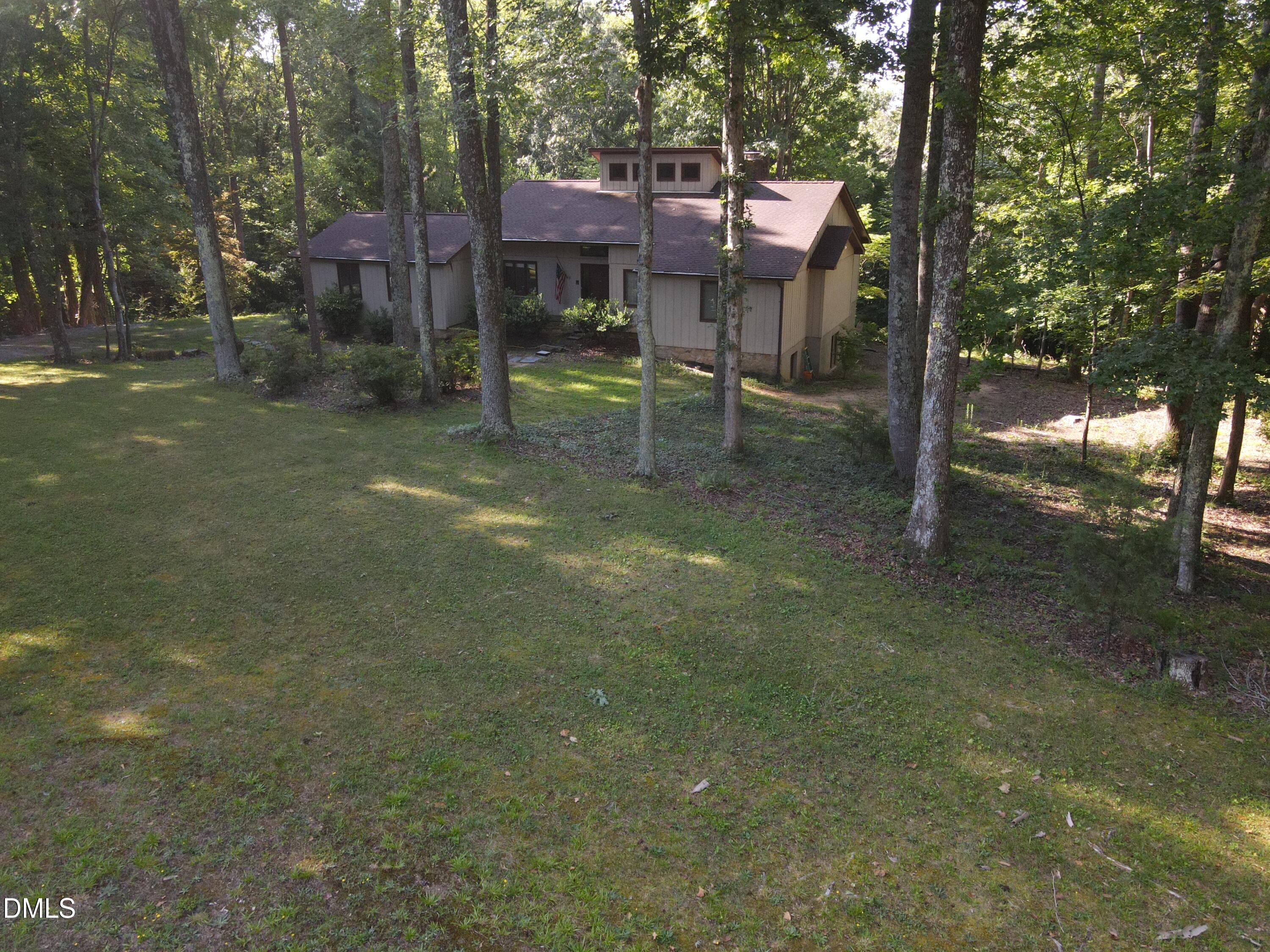 694 Country Lane Property Photo 17