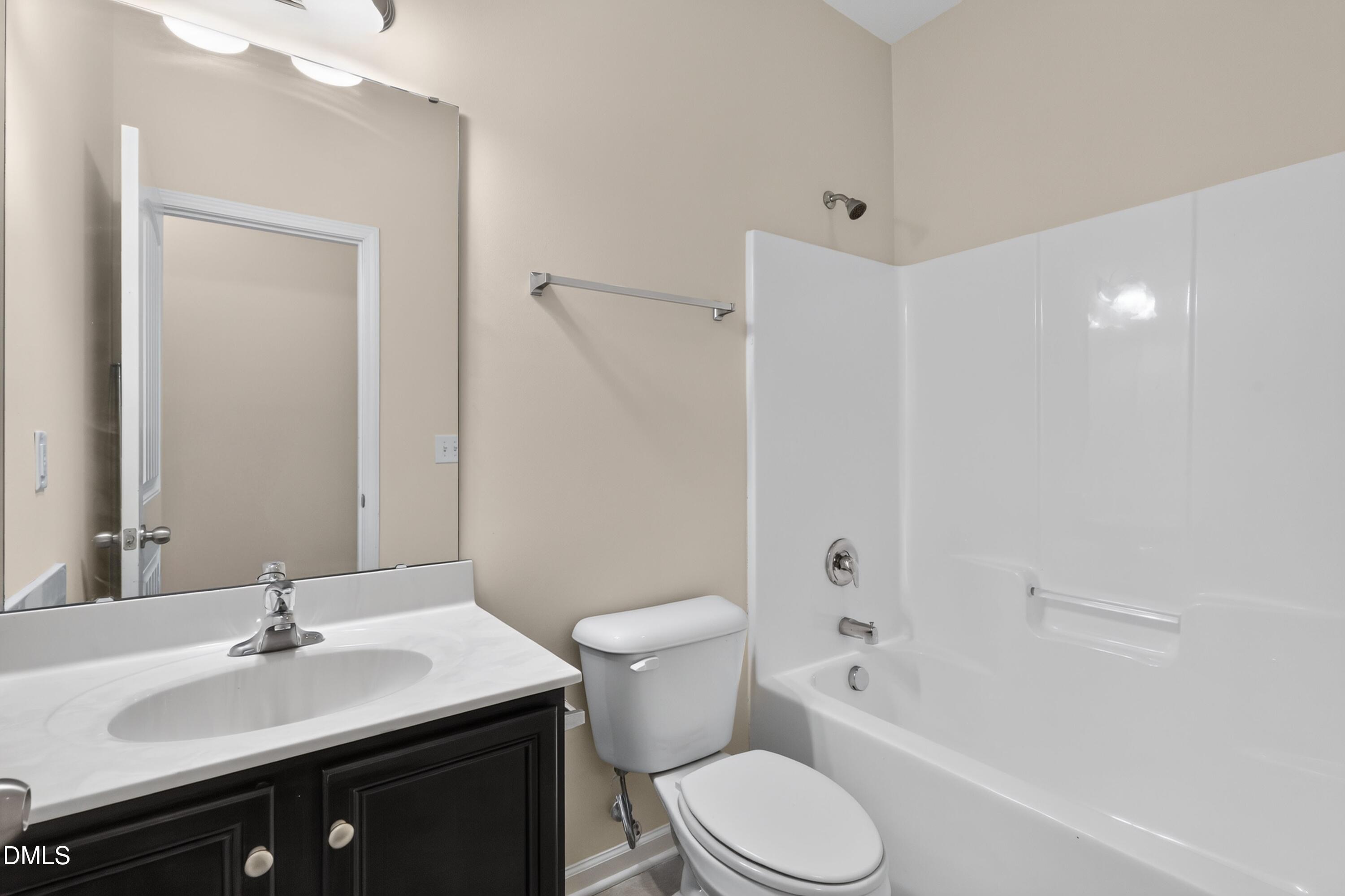 73 Genoa Lane Property Photo 19