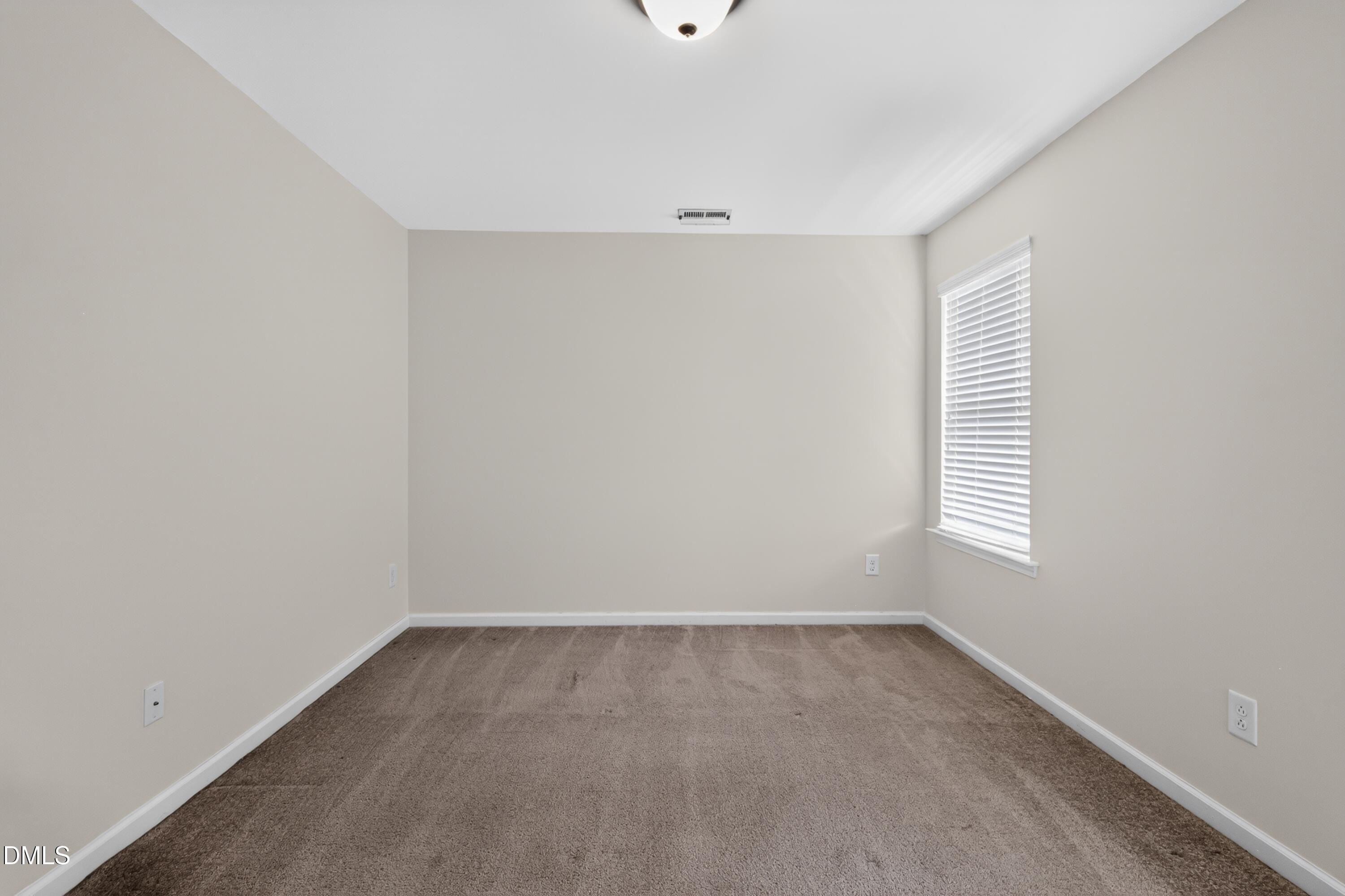 73 Genoa Lane Property Photo 21