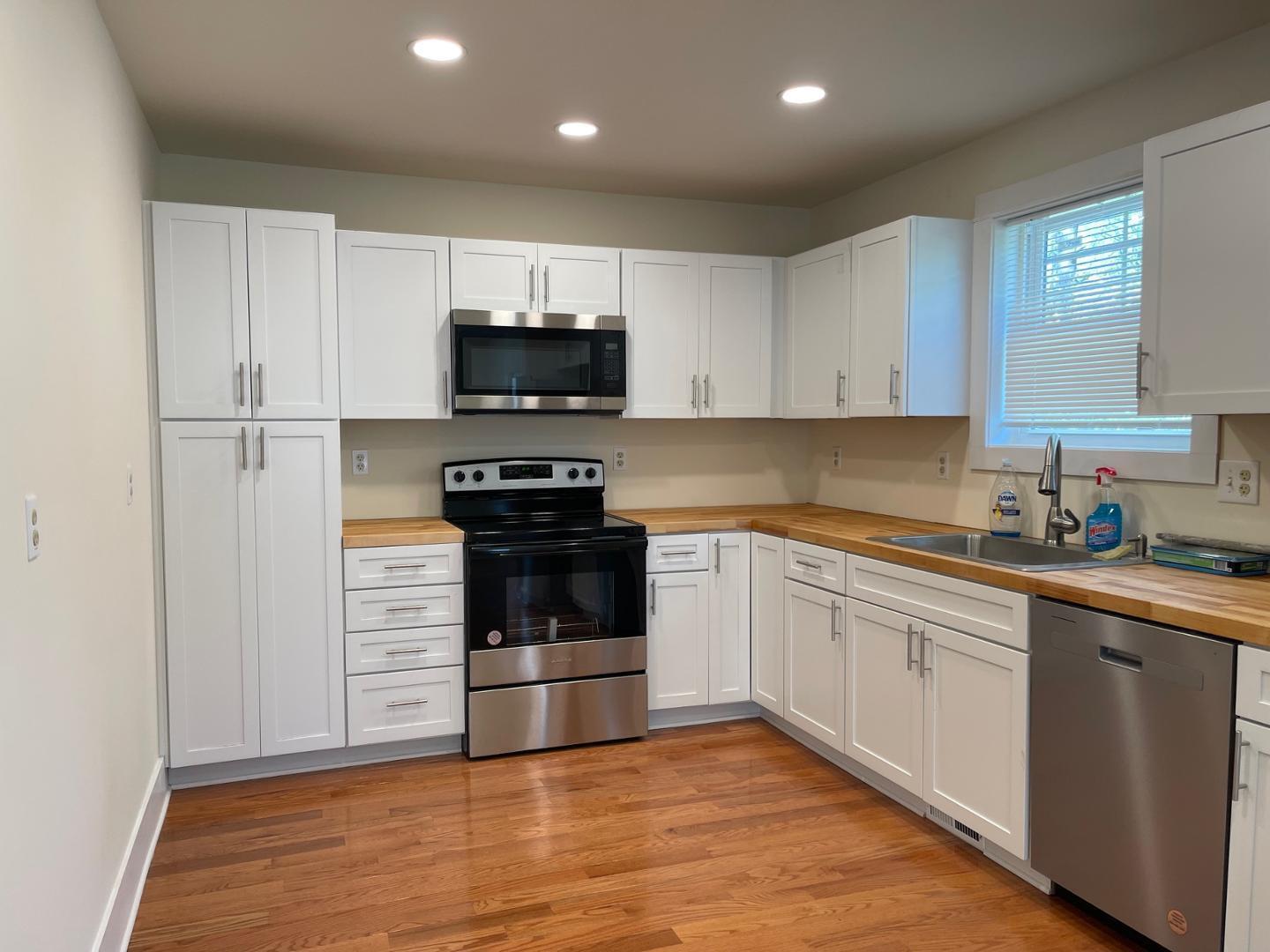 65 Lester Street Property Photo 8
