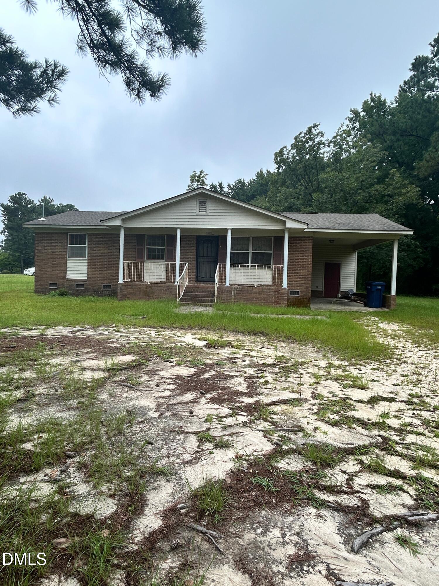 2001 Carr Creek Road Property Photo 1