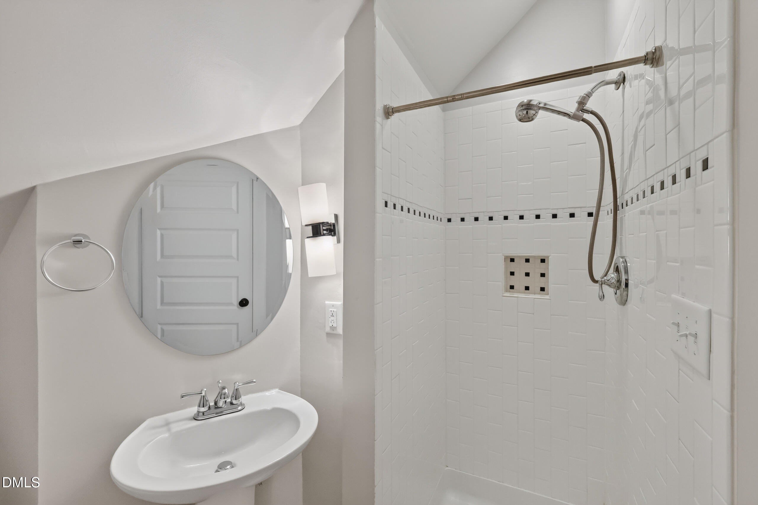 103 Chestnut Street Property Photo 39