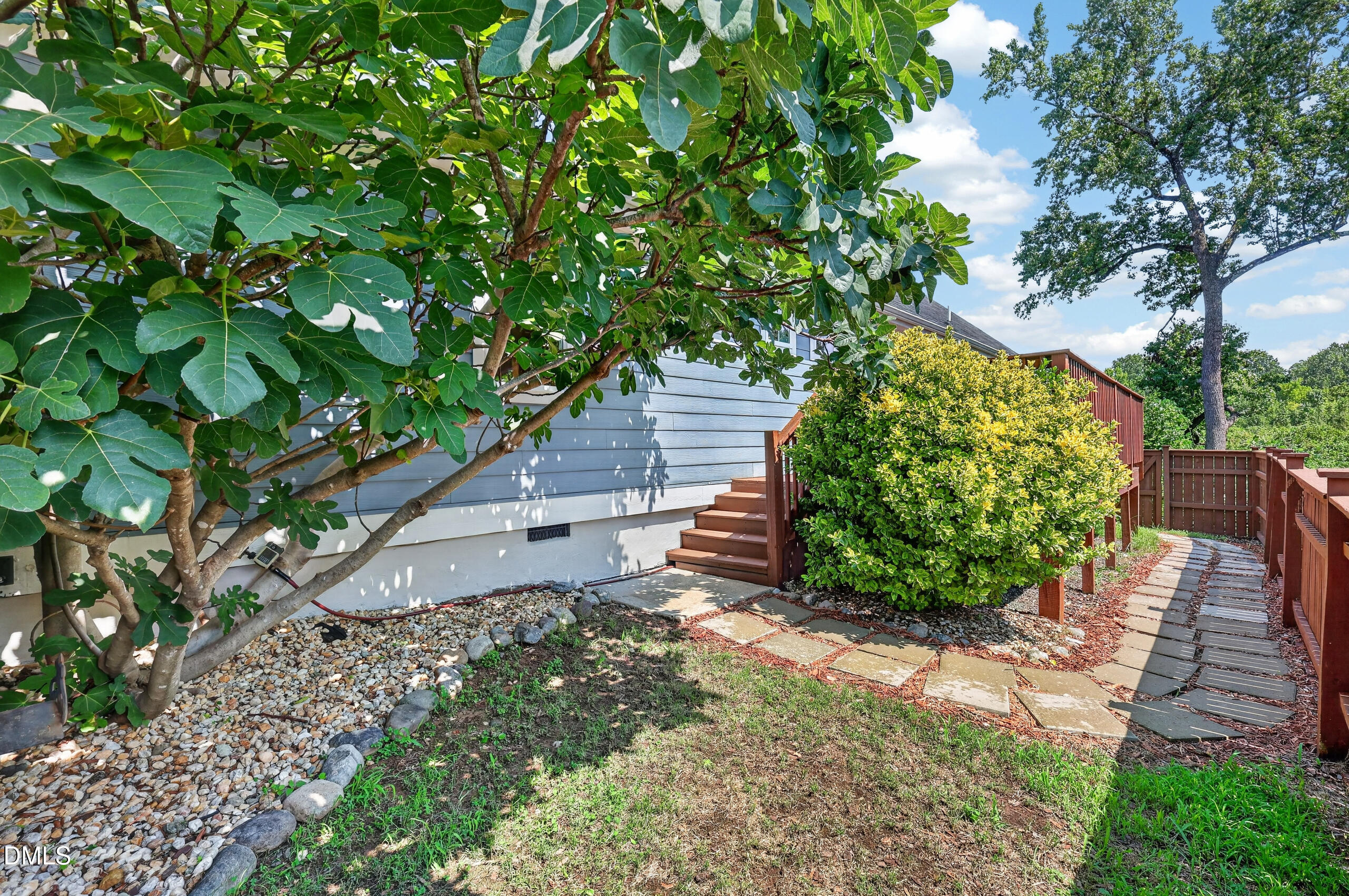 103 Chestnut Street Property Photo 48