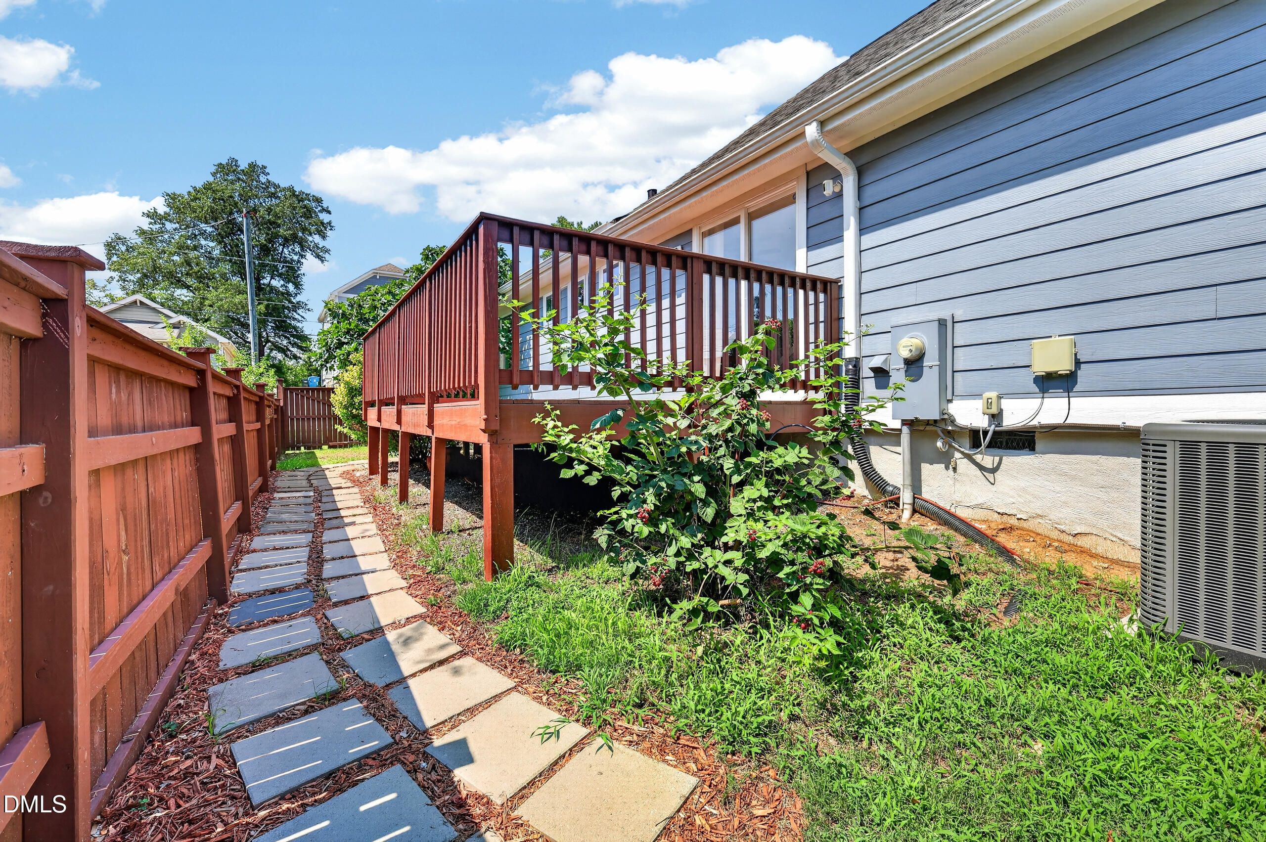 103 Chestnut Street Property Photo 50