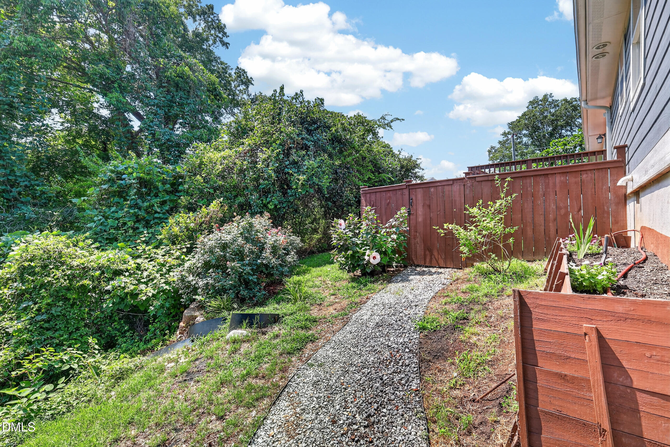 103 Chestnut Street Property Photo 51
