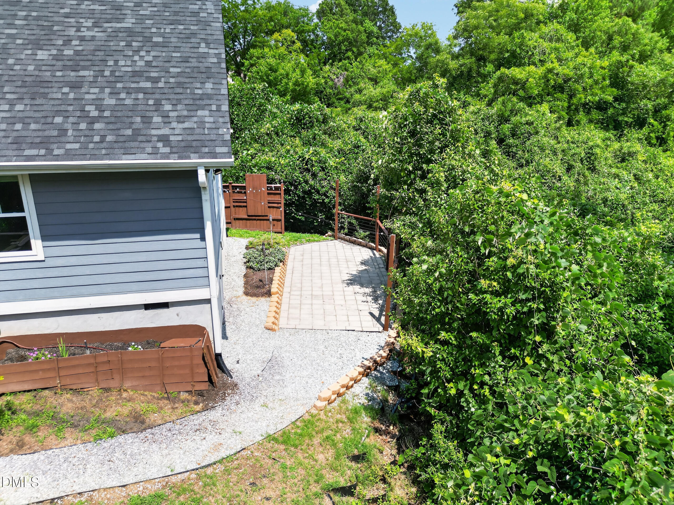103 Chestnut Street Property Photo 57