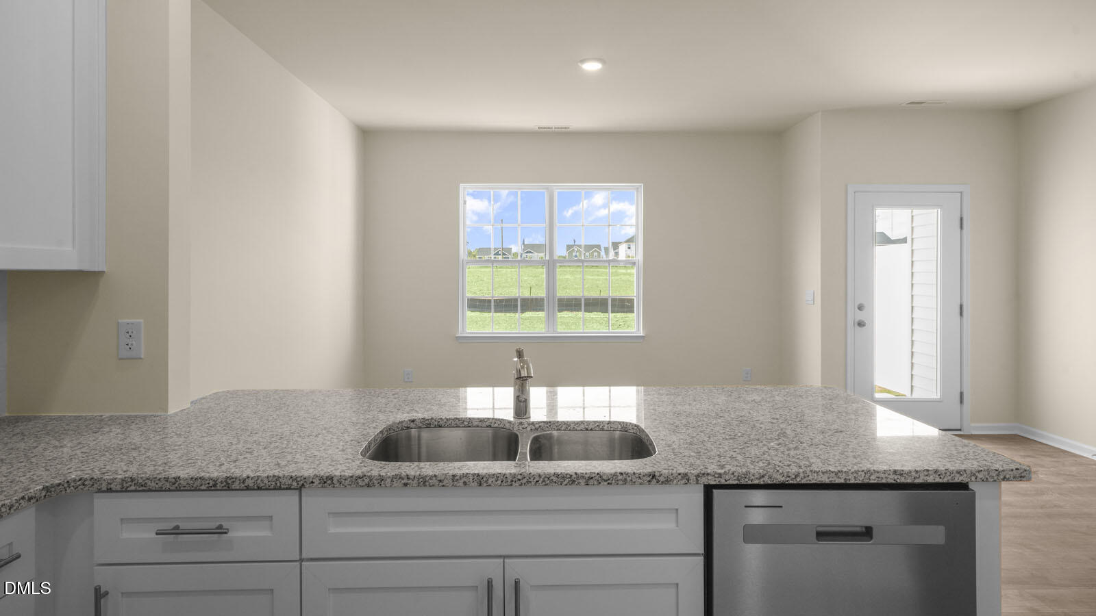 377 Freestall Drive Property Photo 6