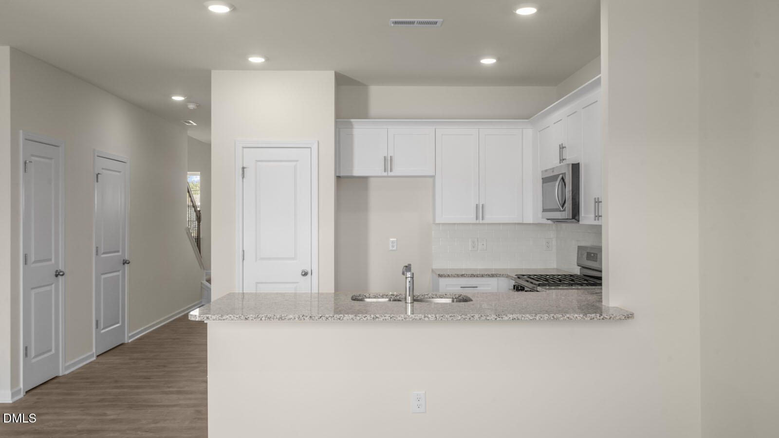 377 Freestall Drive Property Photo 10