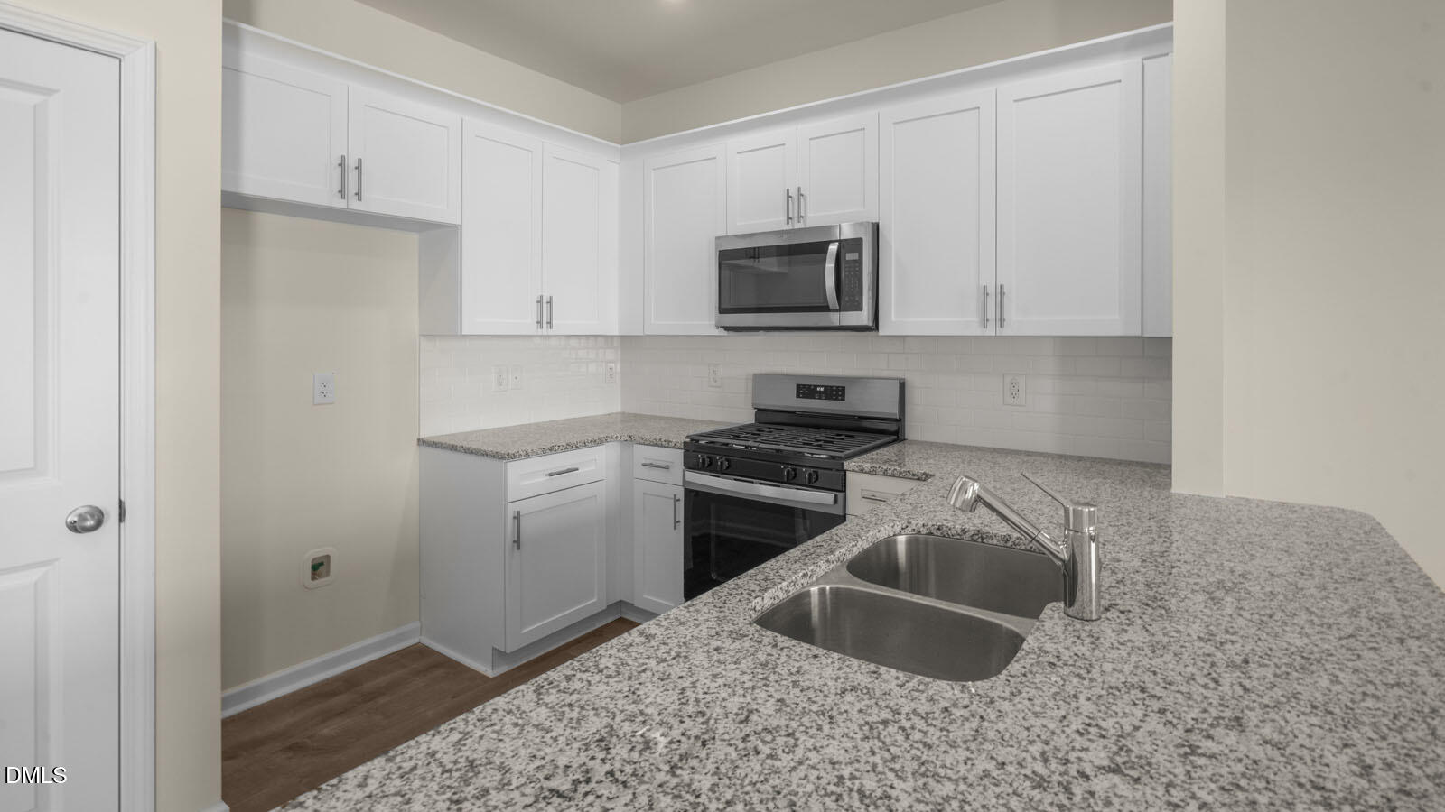 377 Freestall Drive Property Photo 11