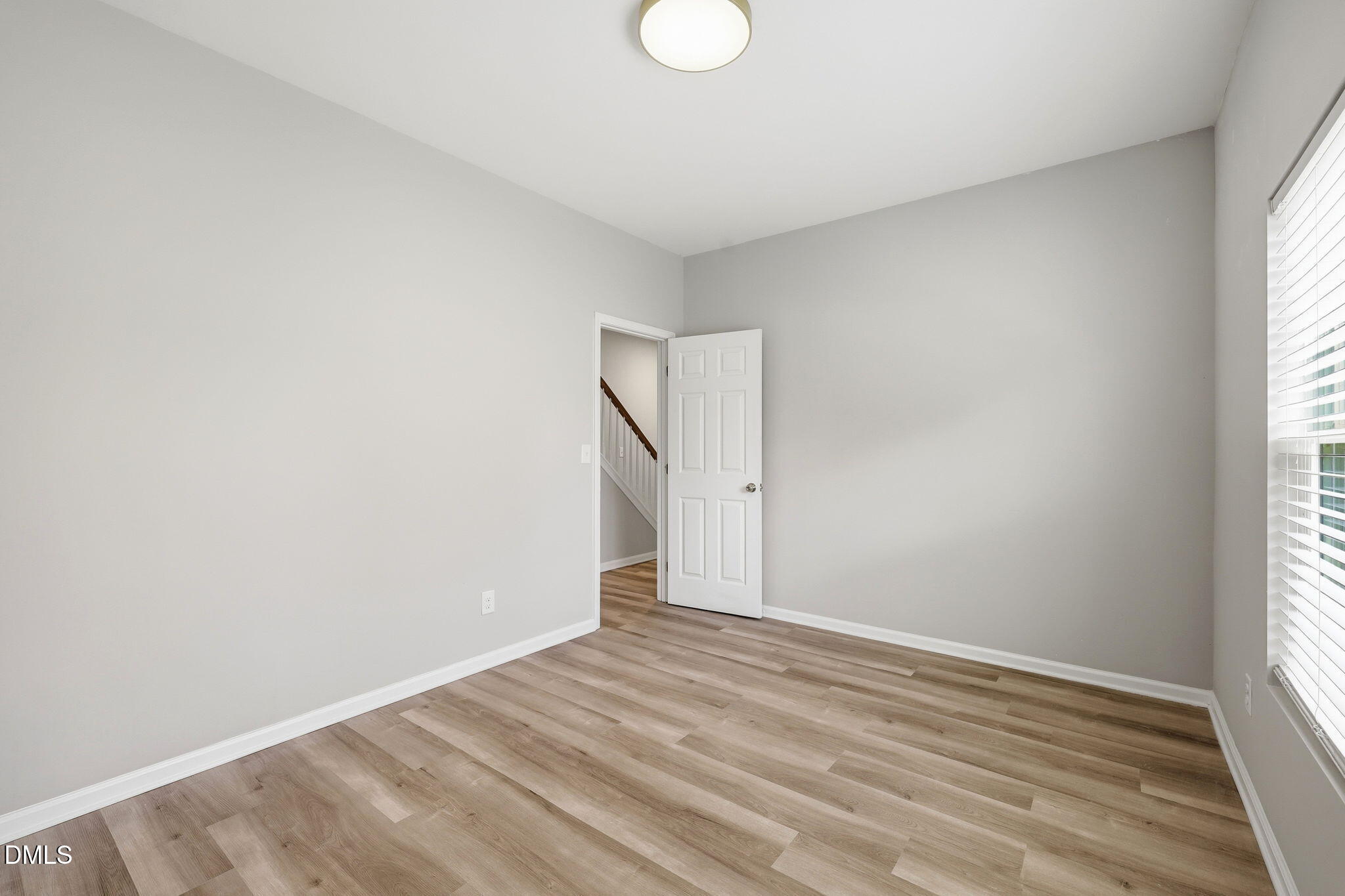 1121 Crendall Way Property Photo 13