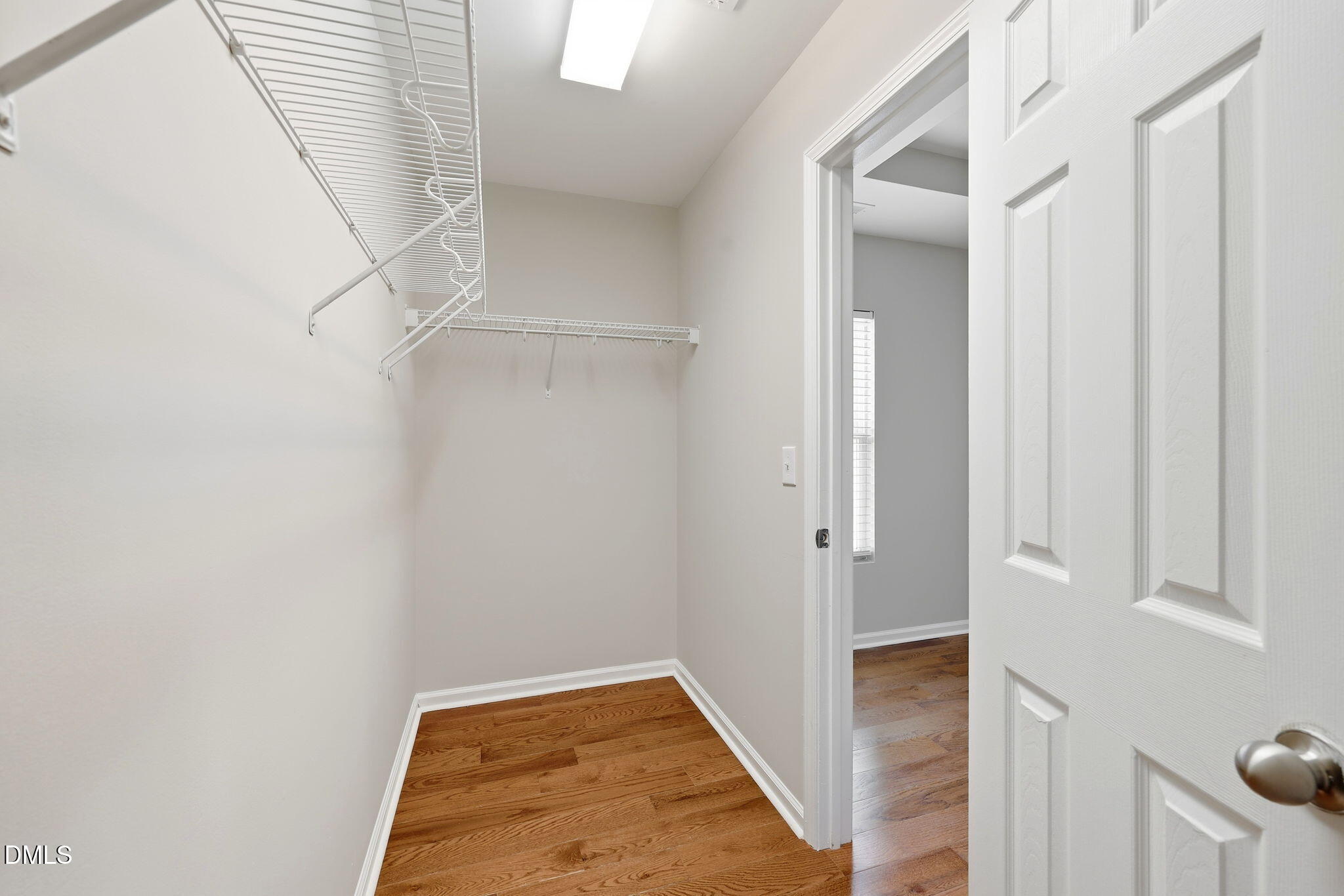1121 Crendall Way Property Photo 34