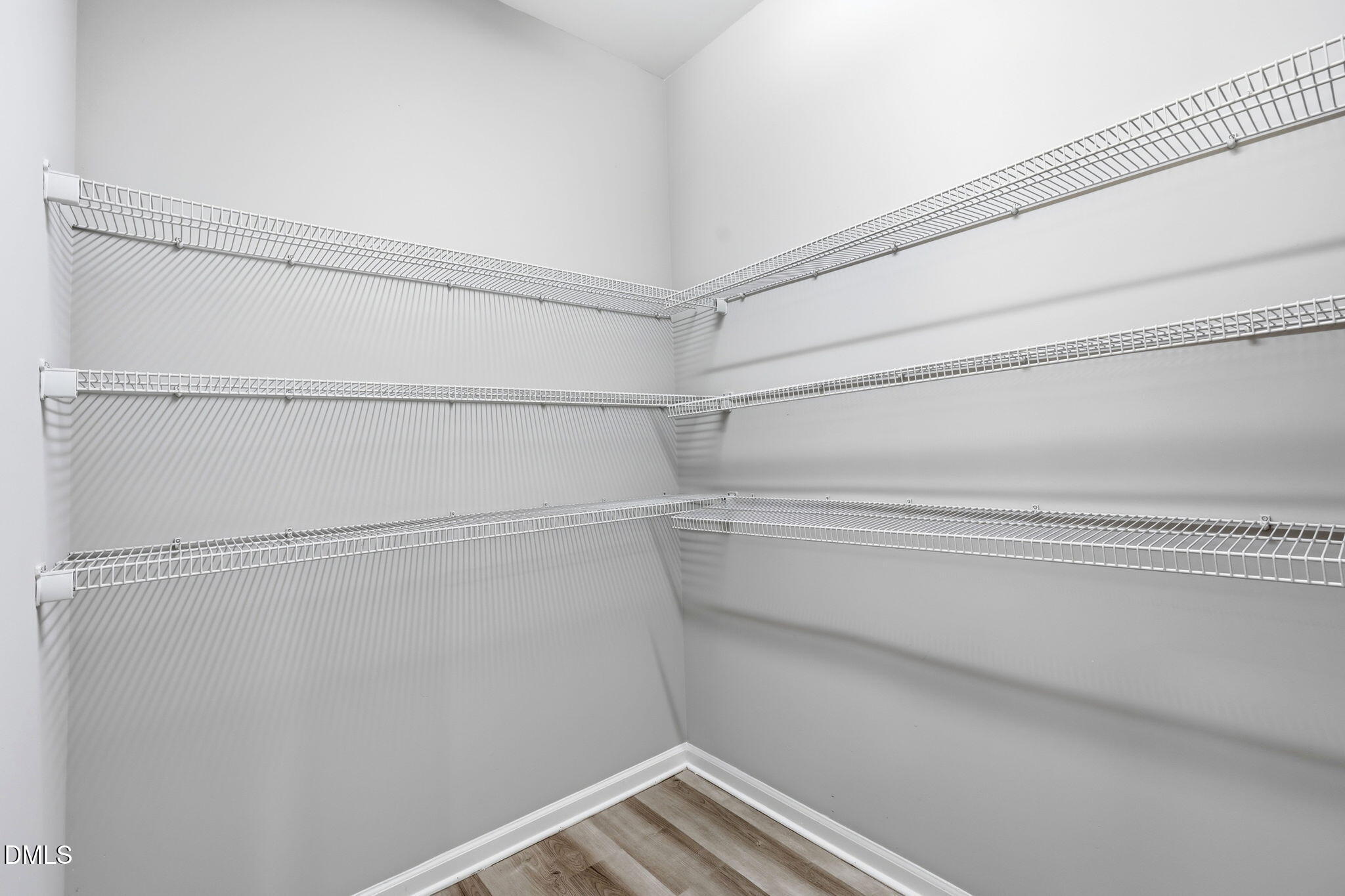 1121 Crendall Way Property Photo 37