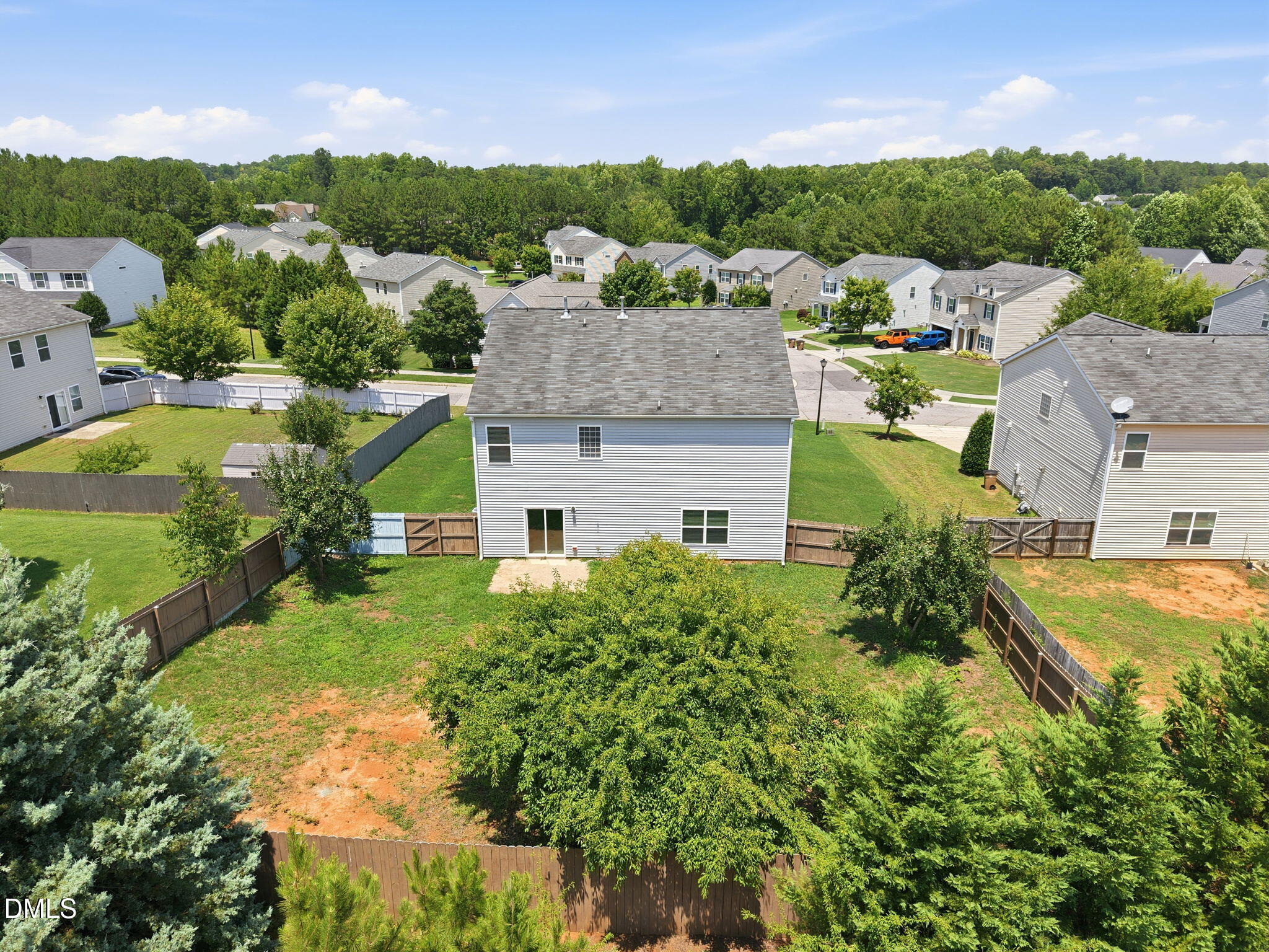 1121 Crendall Way Property Photo 49