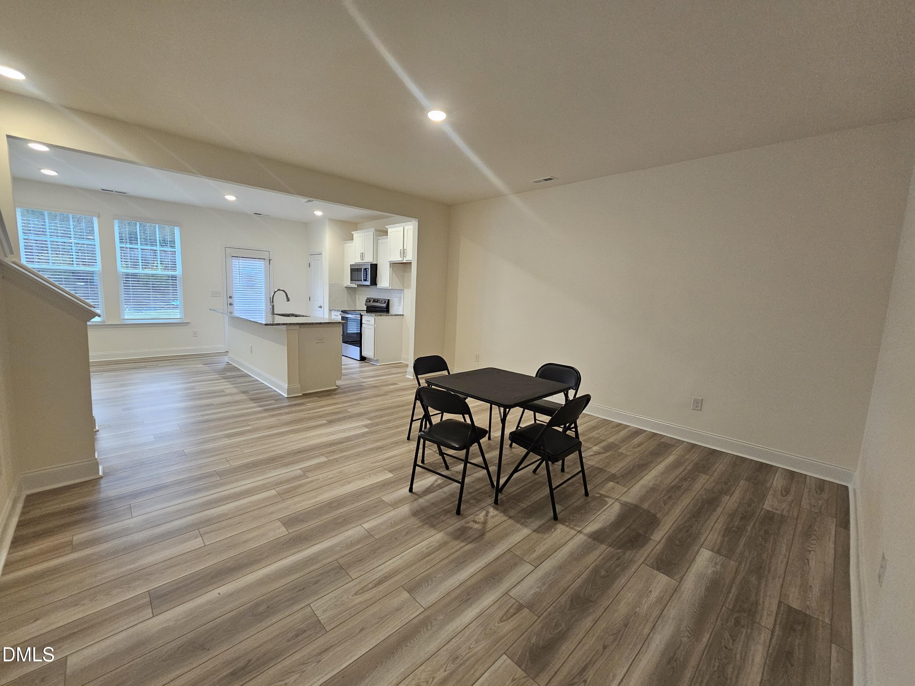 48 Bloodroot Street Property Photo 3
