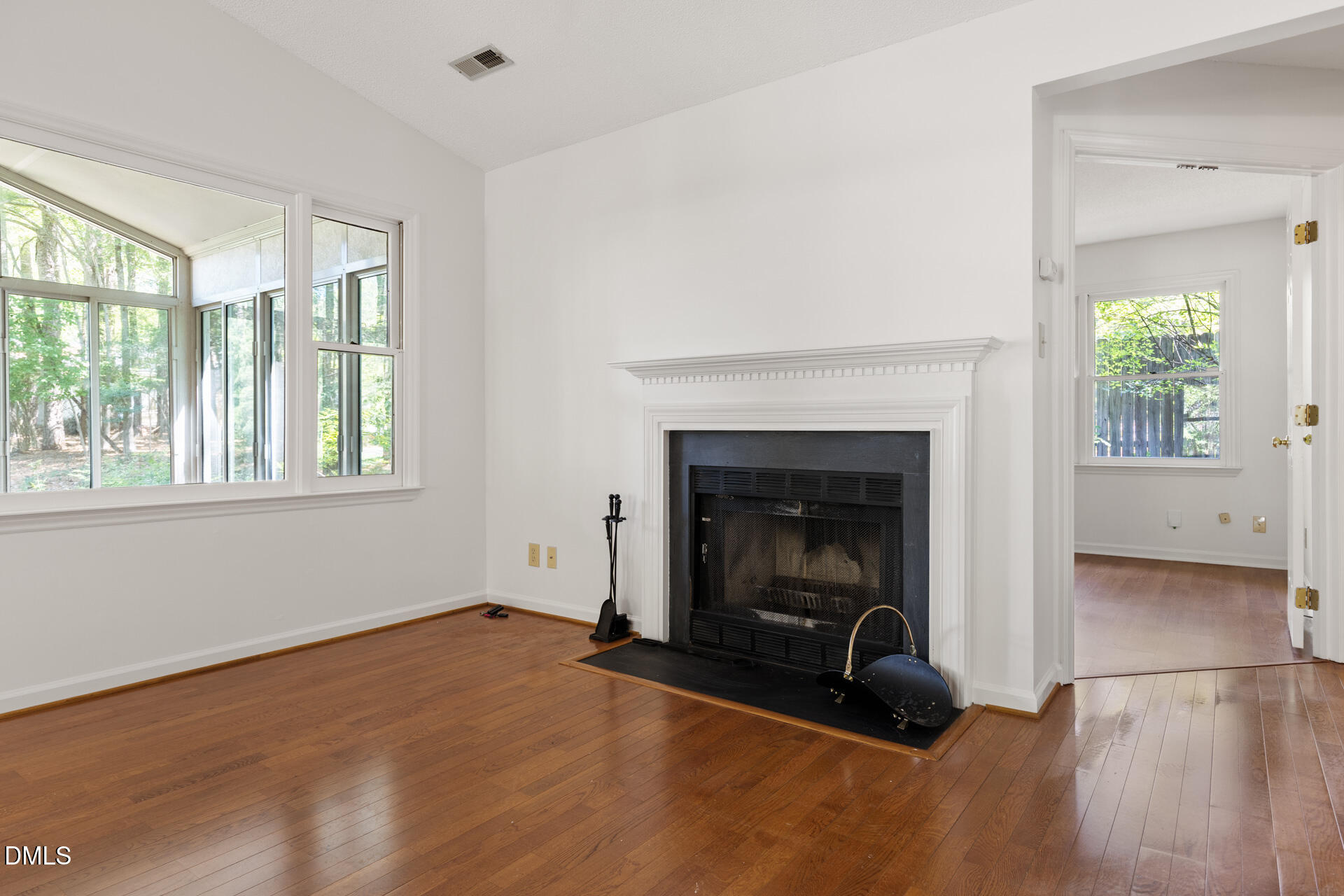 101 Standish Drive Property Photo 7