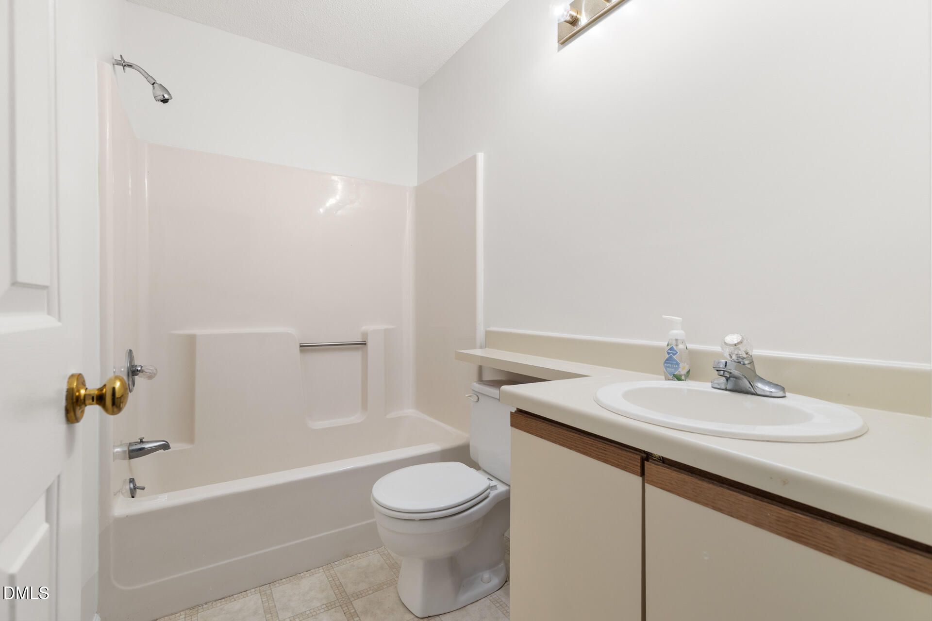 101 Standish Drive Property Photo 16