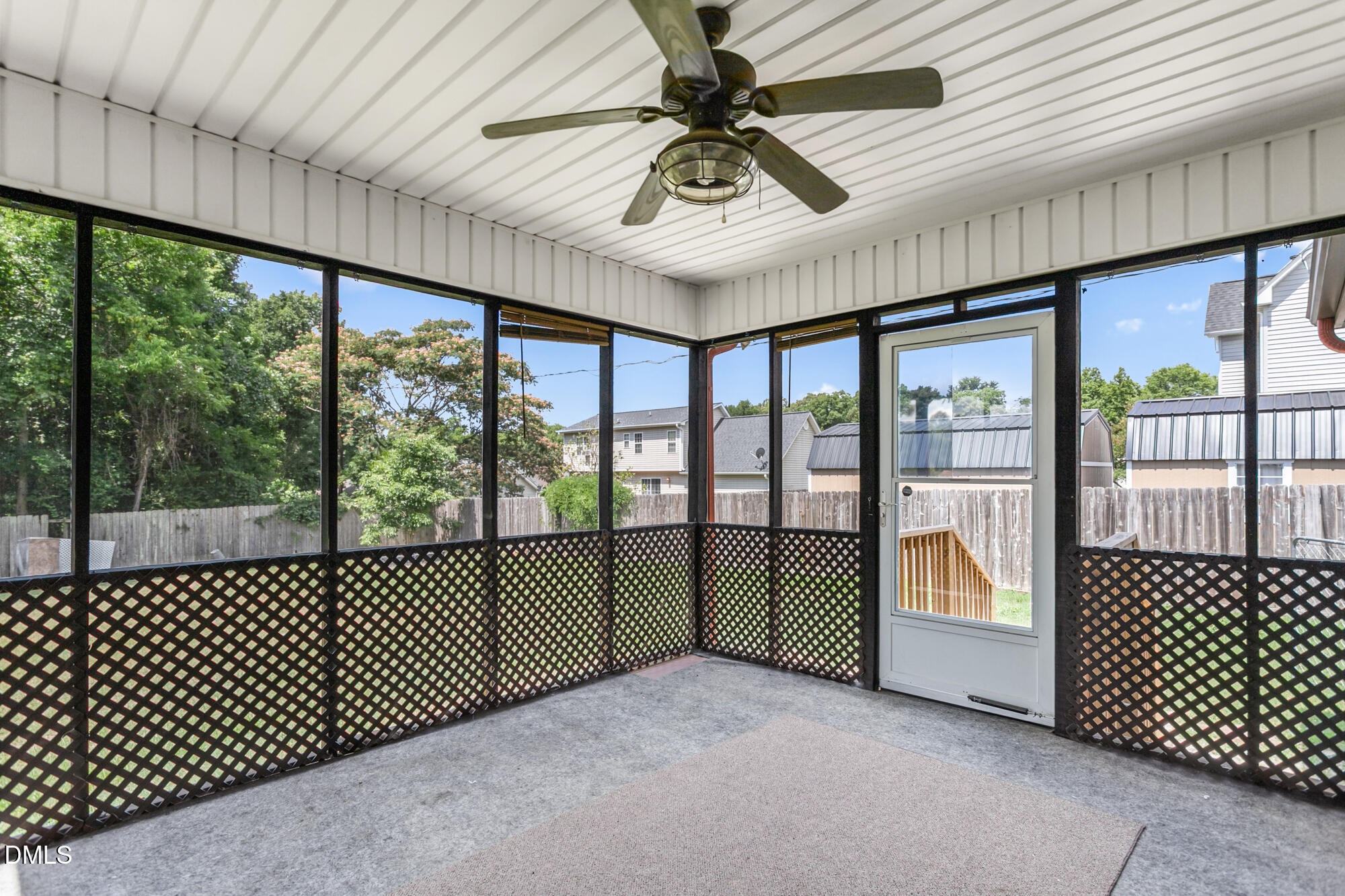 2442 Hoskins Road Property Photo 26