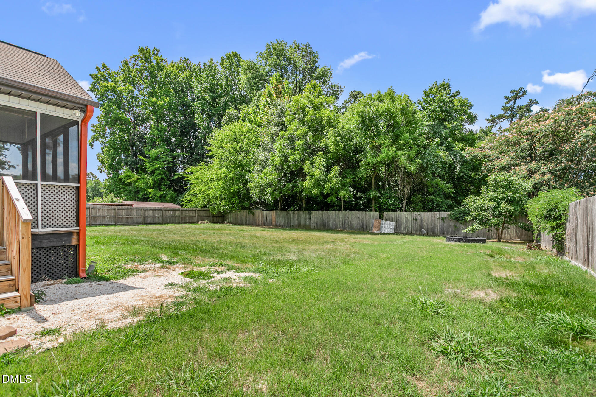 2442 Hoskins Road Property Photo 27