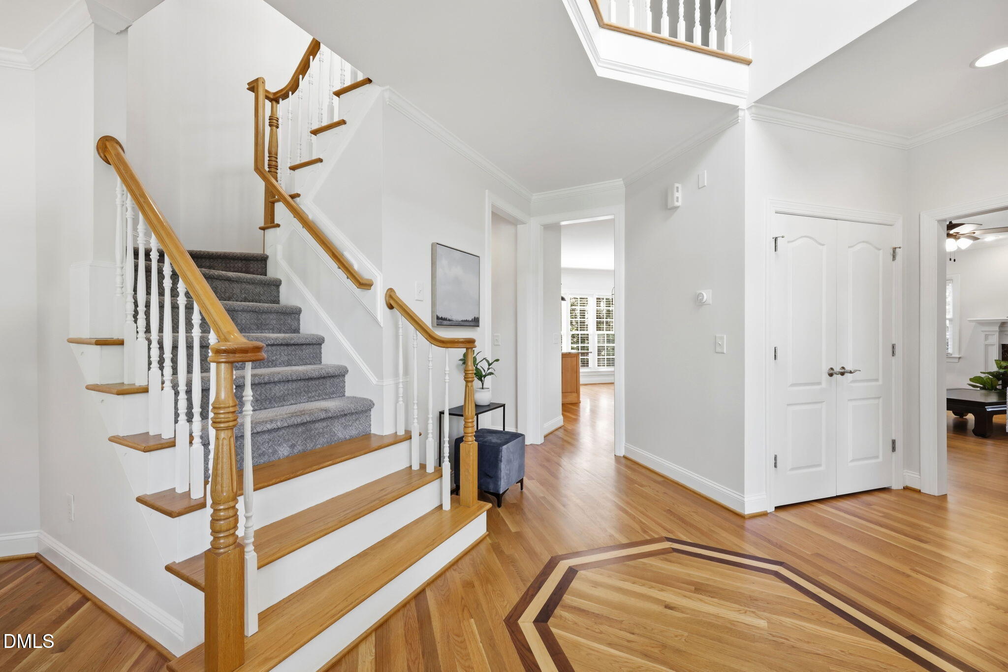 215 Lansbrooke Lane Property Photo 4