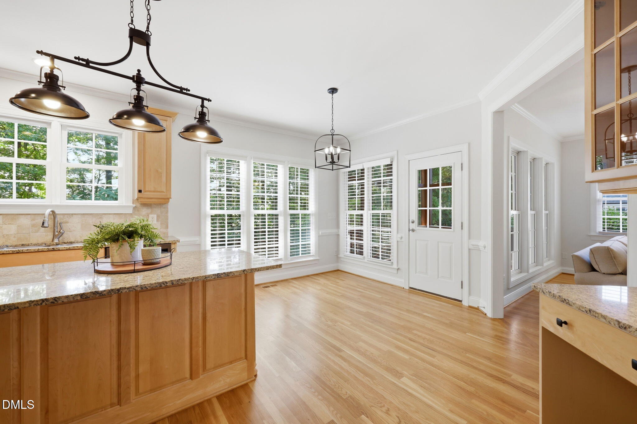 215 Lansbrooke Lane Property Photo 13