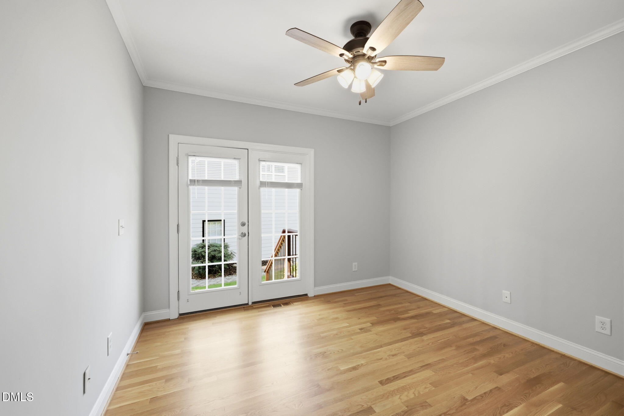 215 Lansbrooke Lane Property Photo 21