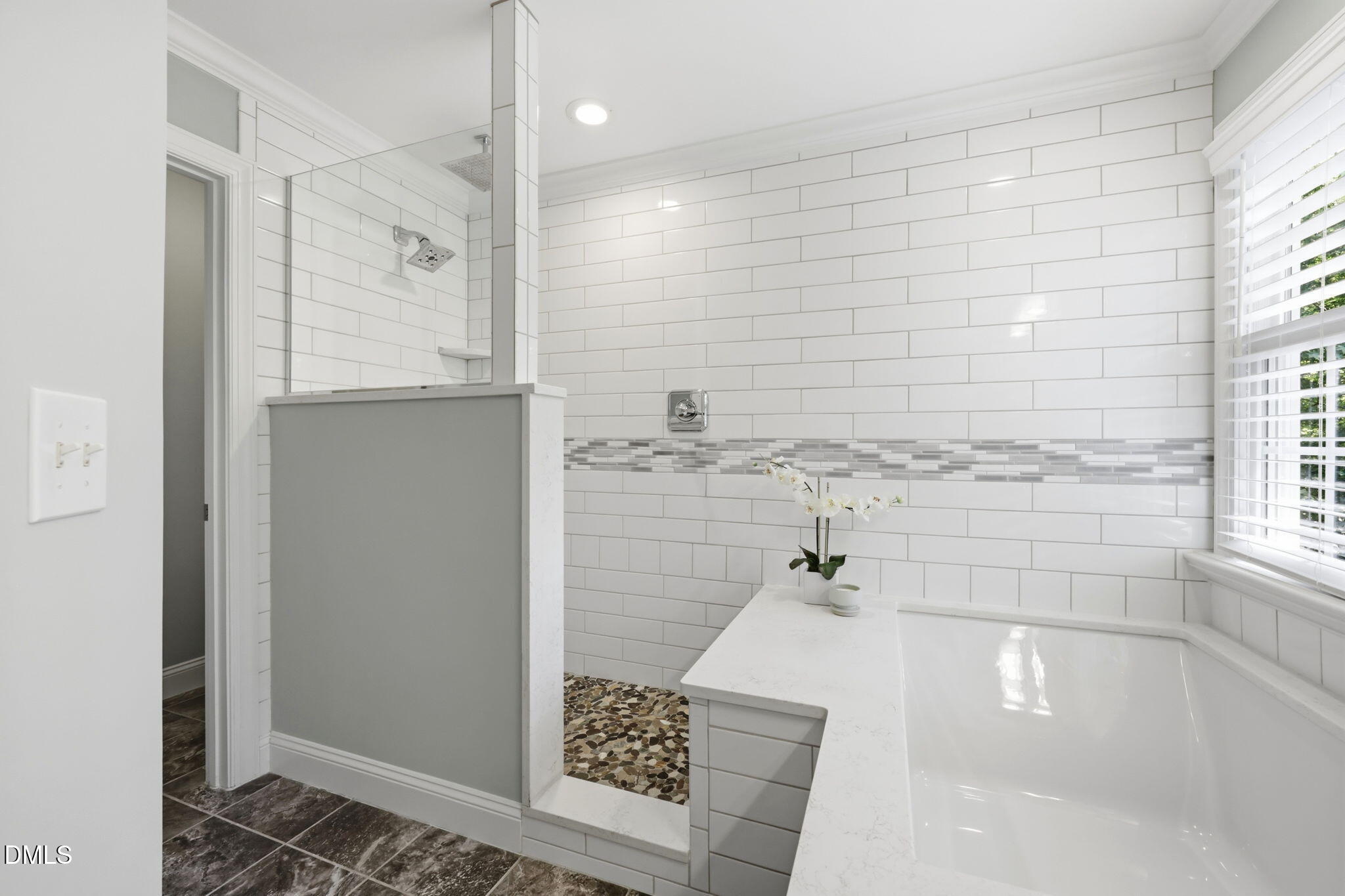 215 Lansbrooke Lane Property Photo 31