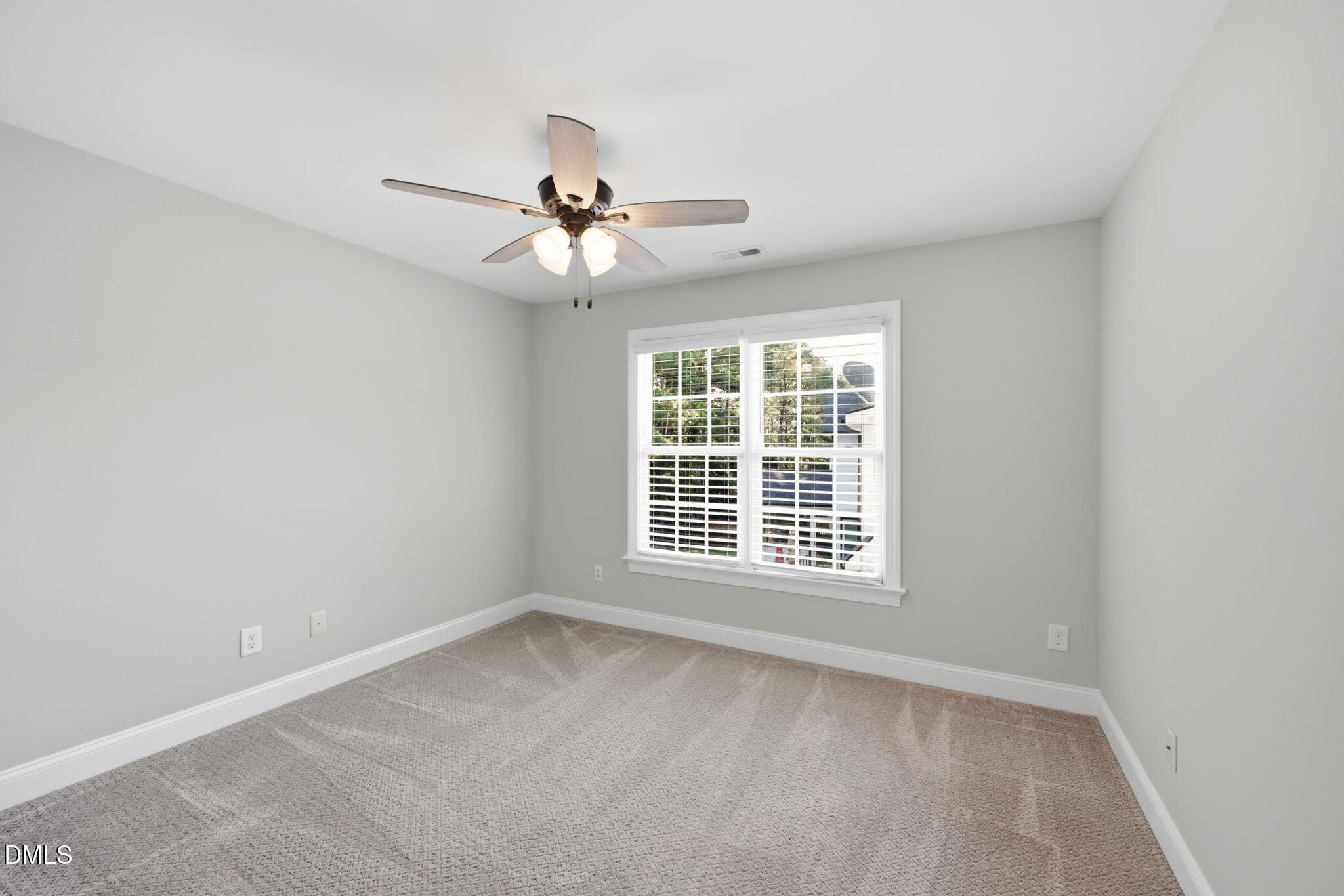 215 Lansbrooke Lane Property Photo 38