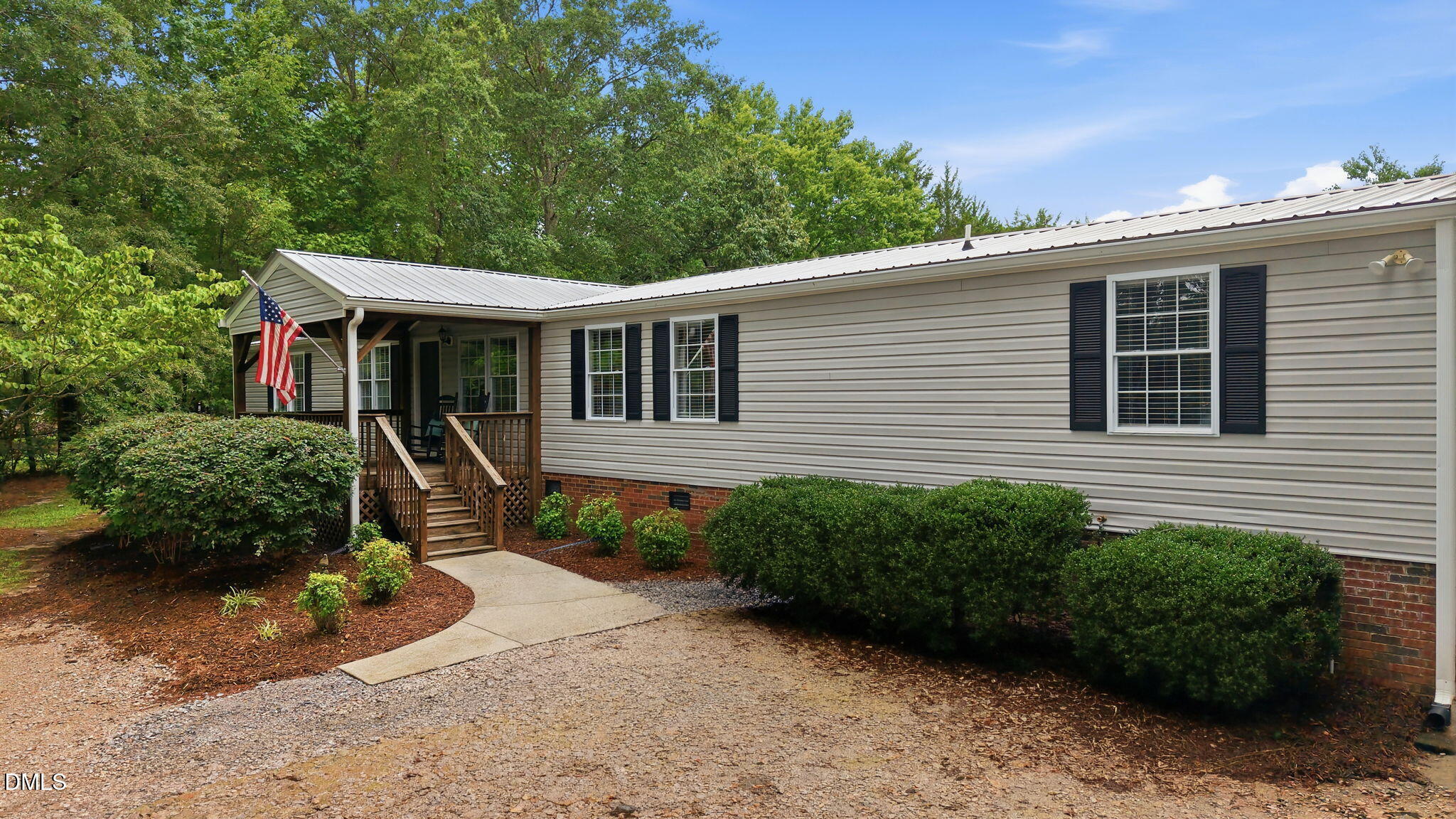 104 Pineview Drive Property Photo 6