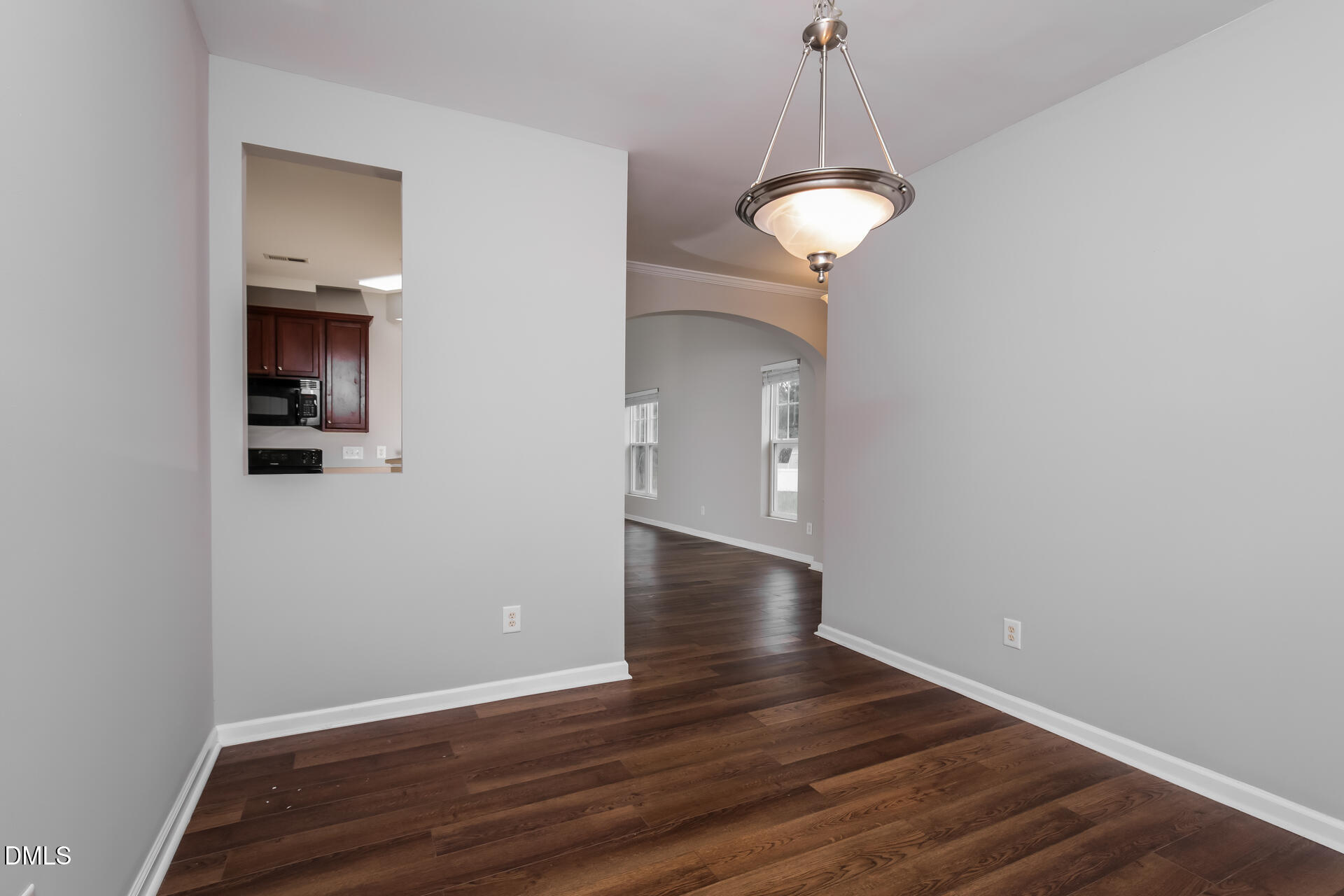 3213 Whispernut Lane Property Photo 6