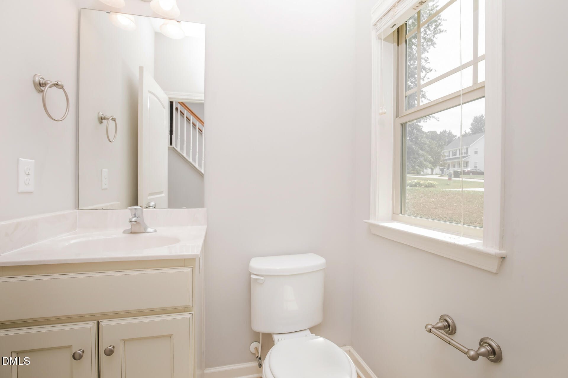 220 Spinel Lane Property Photo 18
