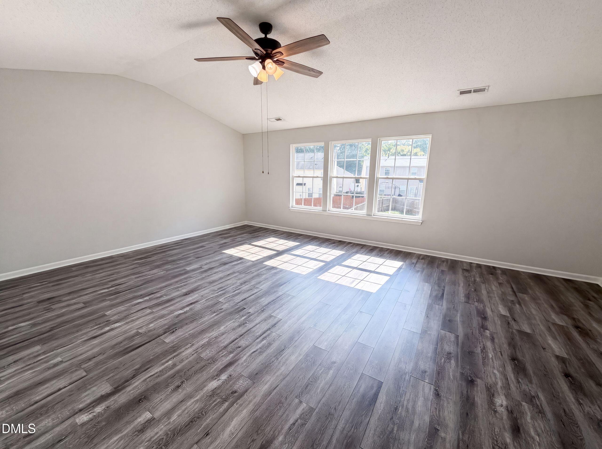 2618 Dutch Grove Circle Property Photo 4