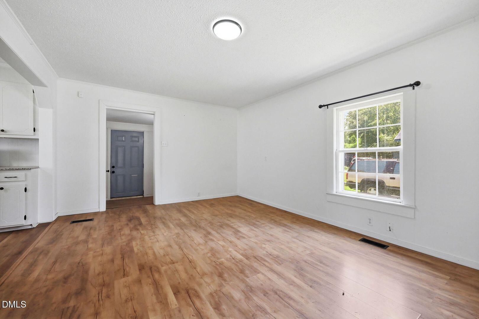 201 4th Street Property Photo 16