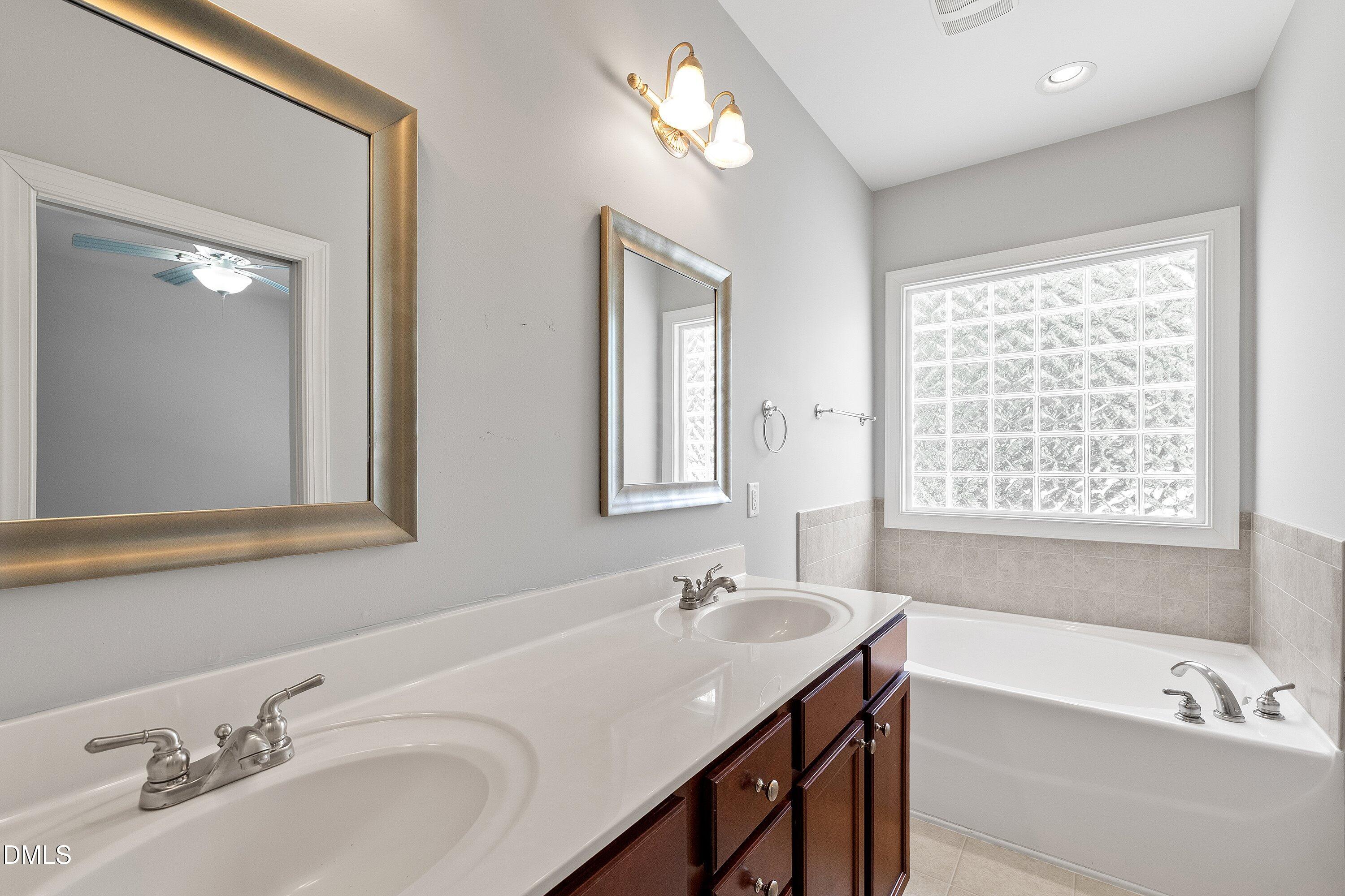 412 Evening Star Drive Property Photo 15