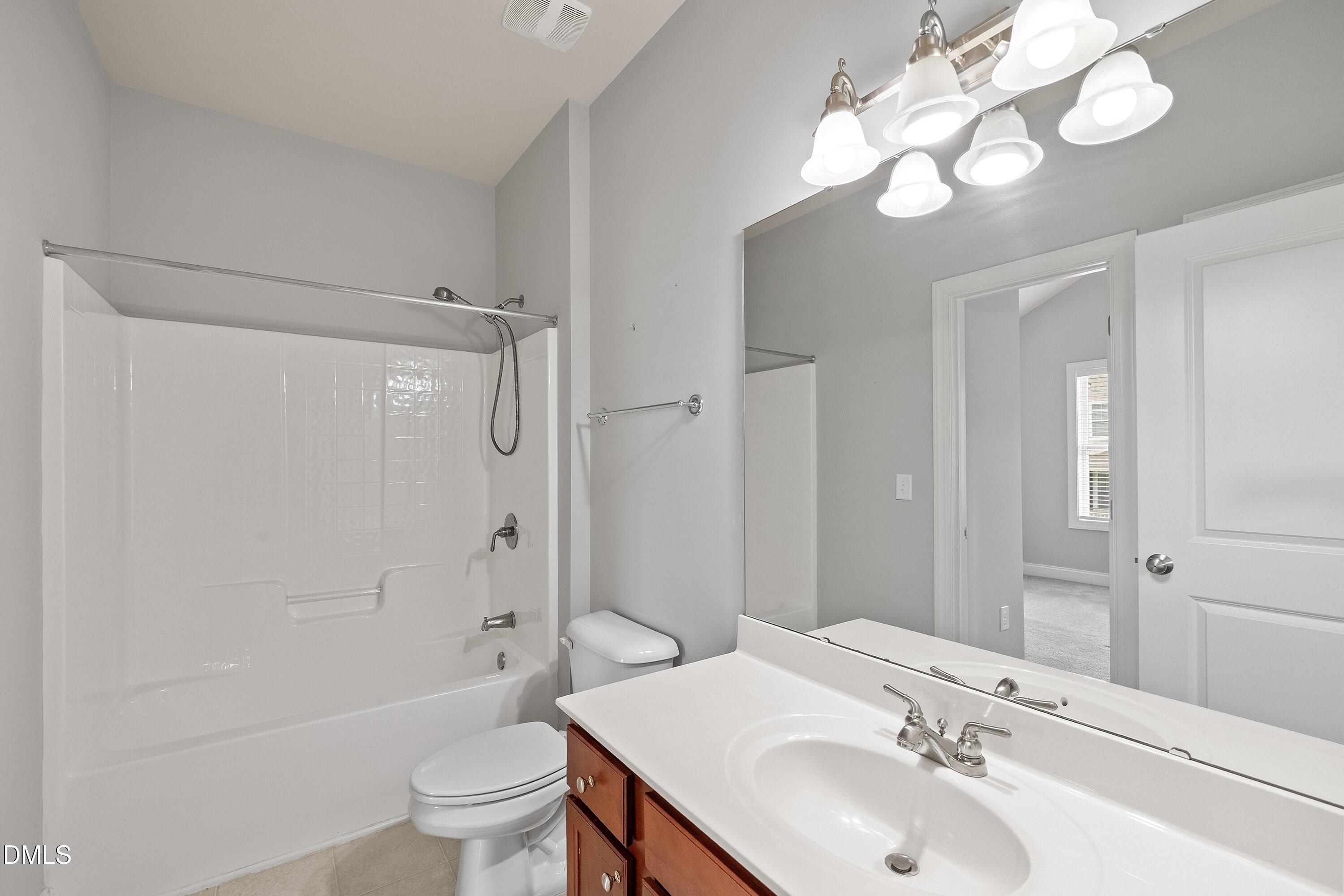 412 Evening Star Drive Property Photo 18