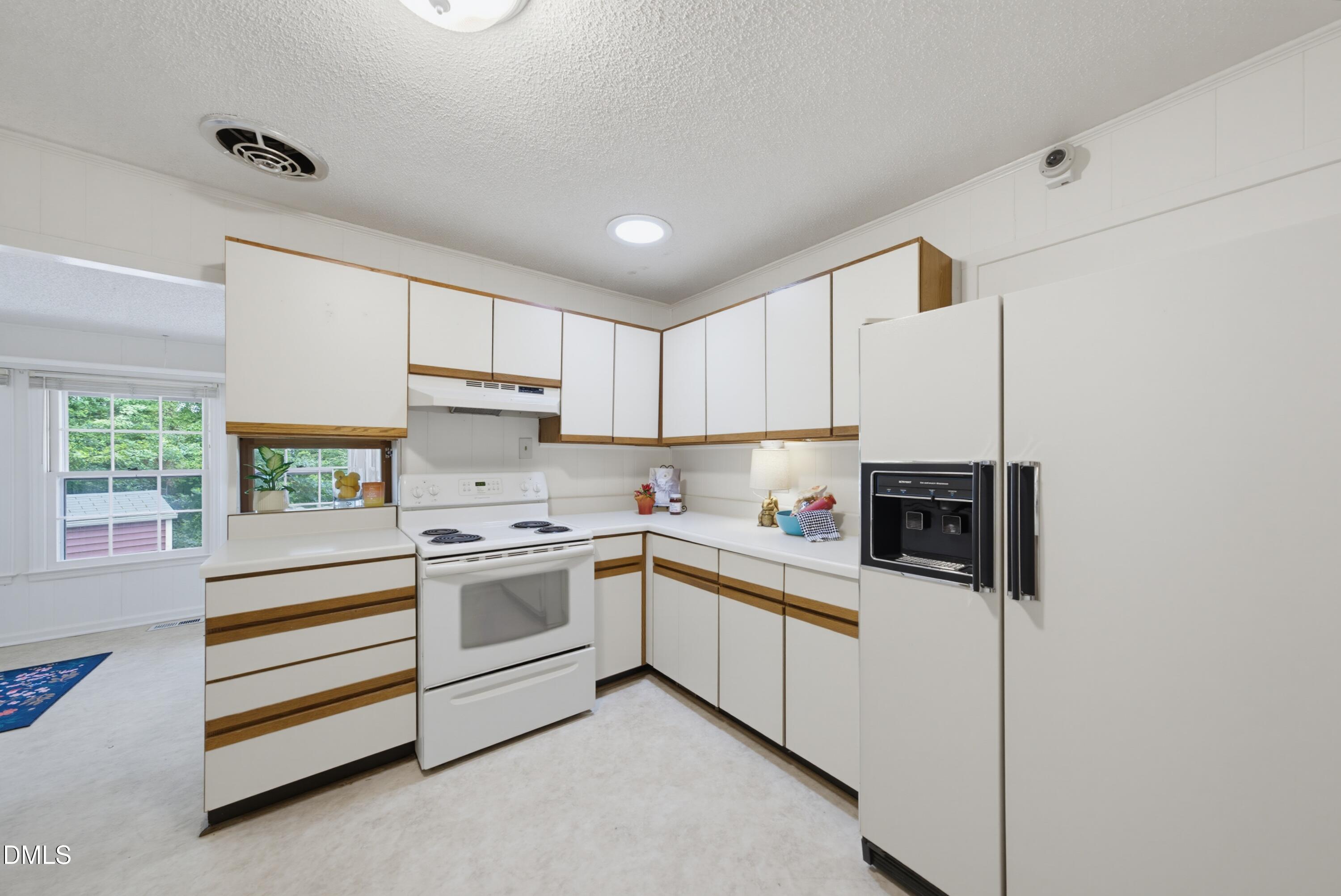 306 Plainview Avenue Property Photo 11