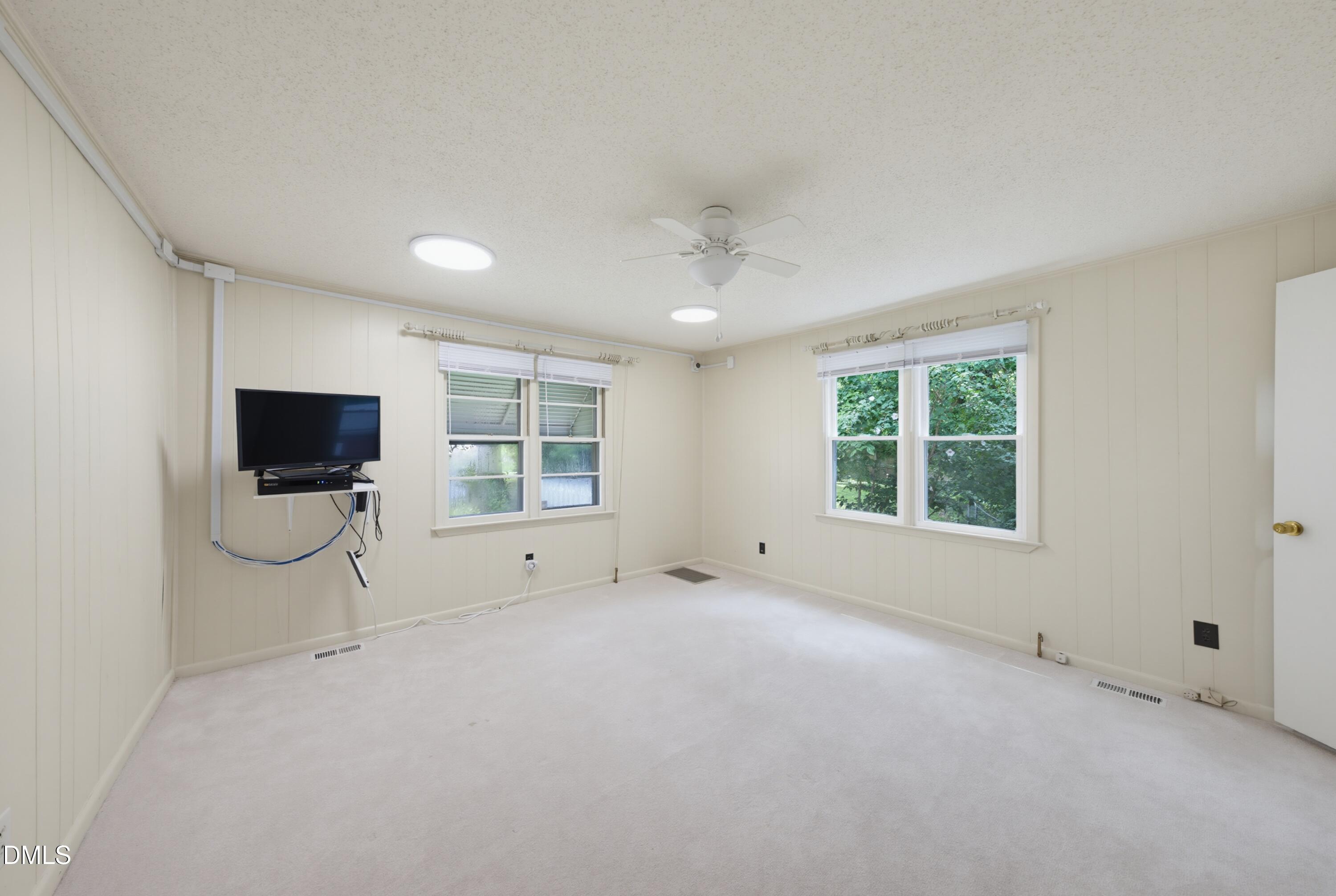 306 Plainview Avenue Property Photo 24
