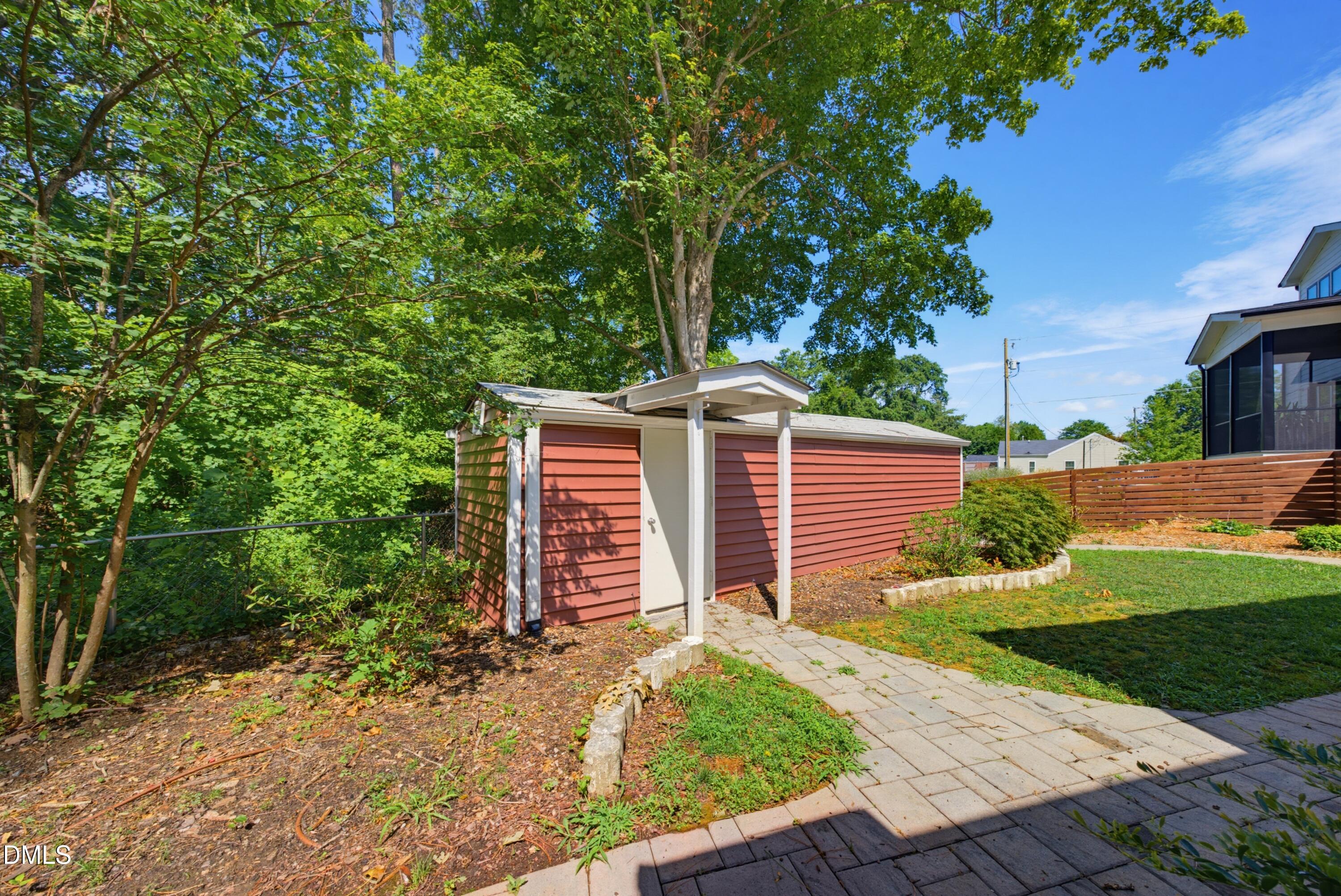 306 Plainview Avenue Property Photo 50