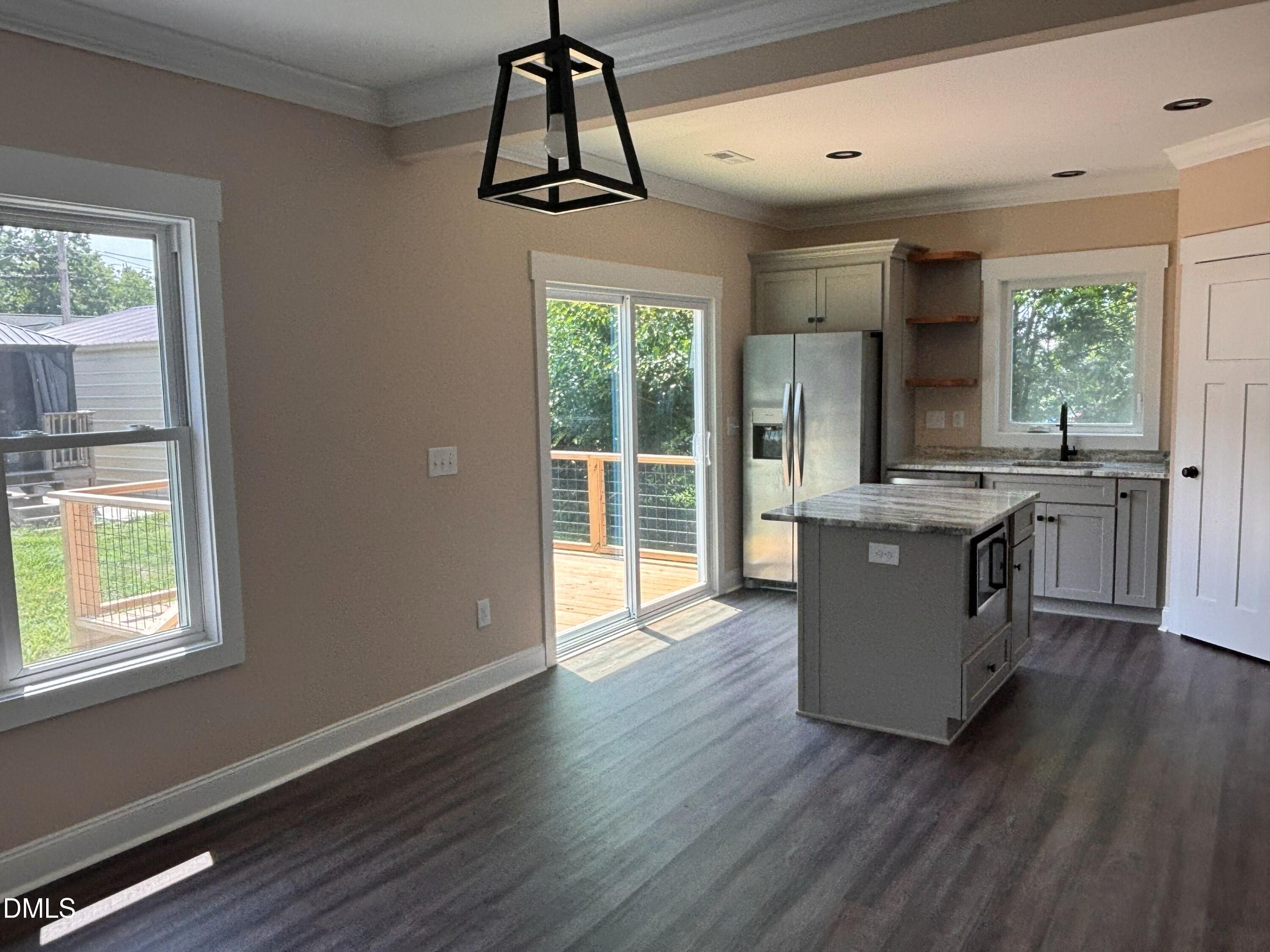 402 Poplar Street Property Photo 25