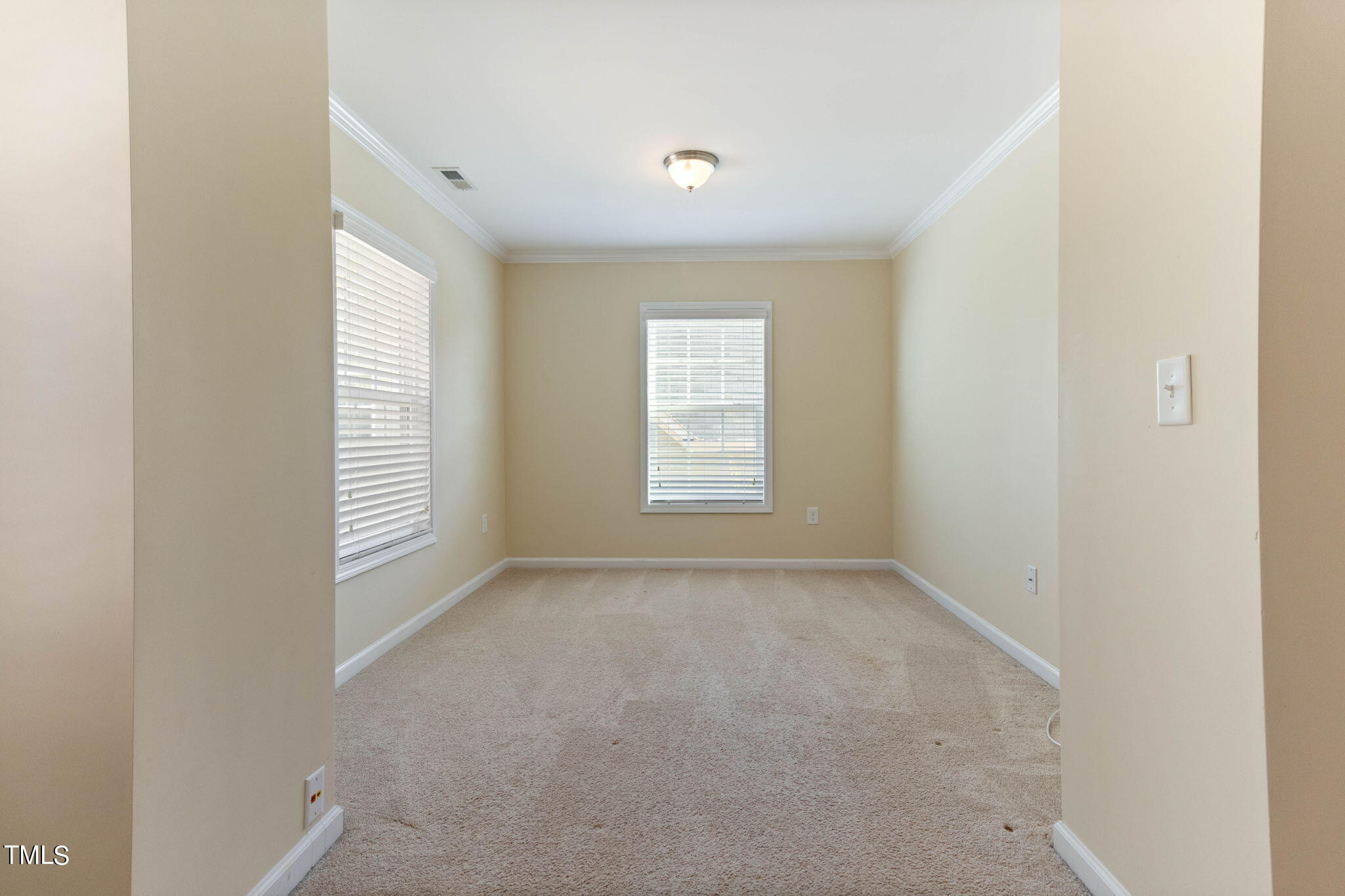 1237 Mantra Court Property Photo 24