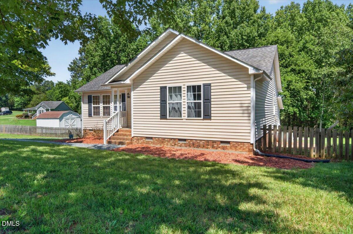 8140 Silas Drive Property Photo 2