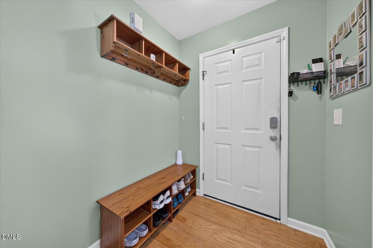 8140 Silas Drive Property Photo 4
