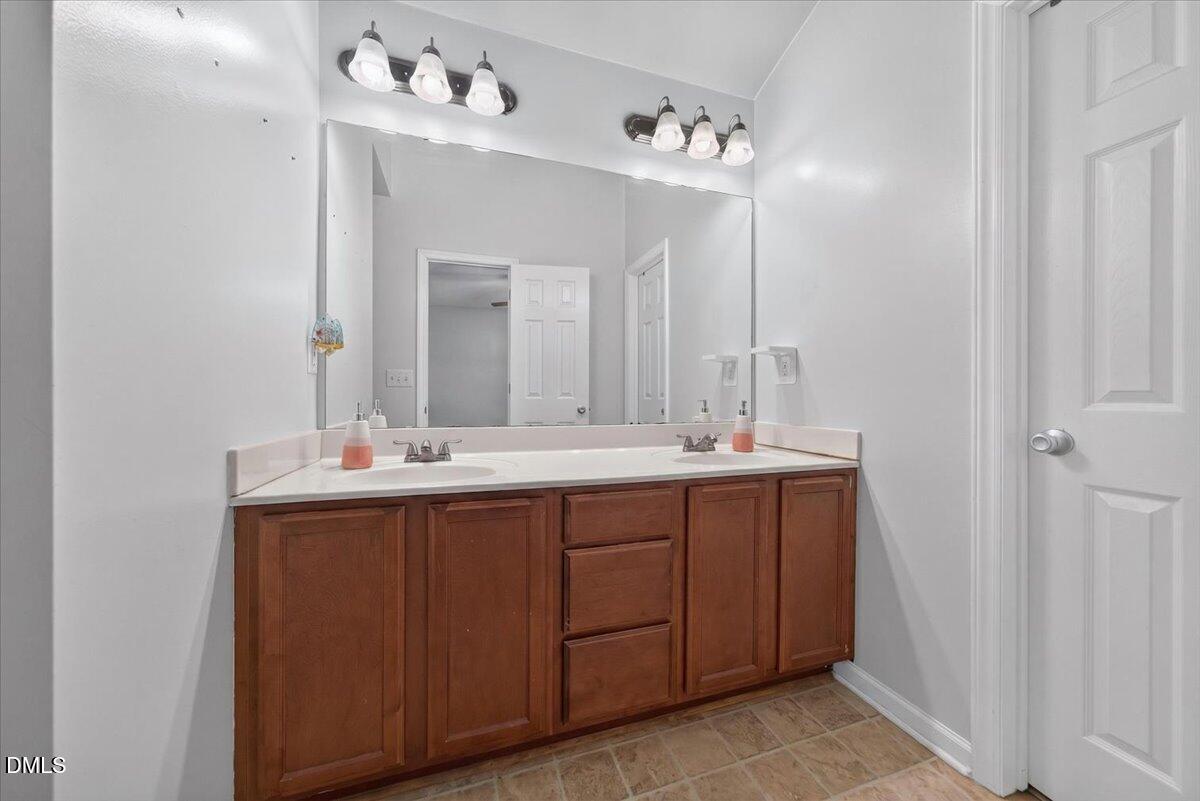 8140 Silas Drive Property Photo 14