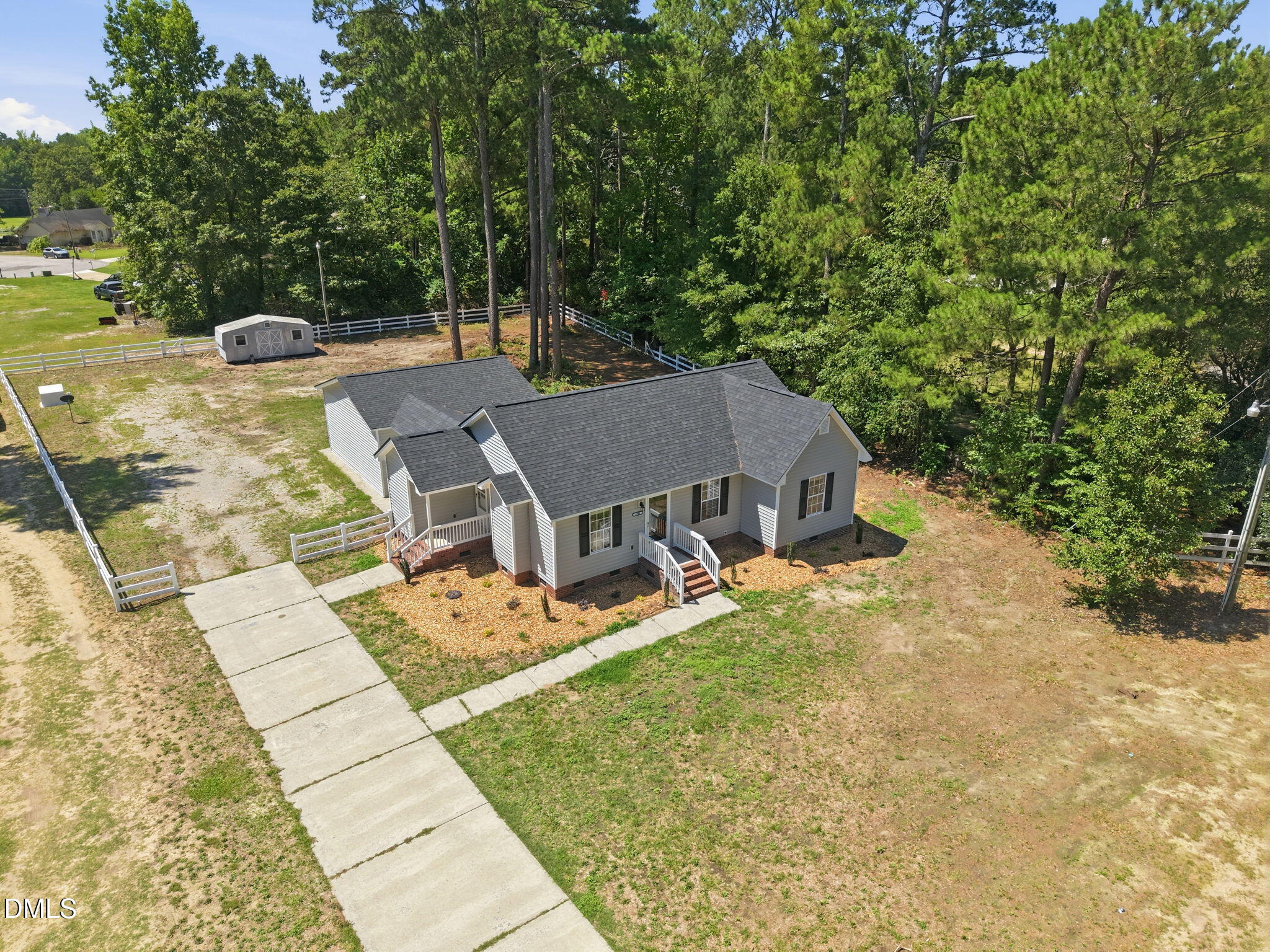 1900 Horseshoe Bend Road Property Photo 2