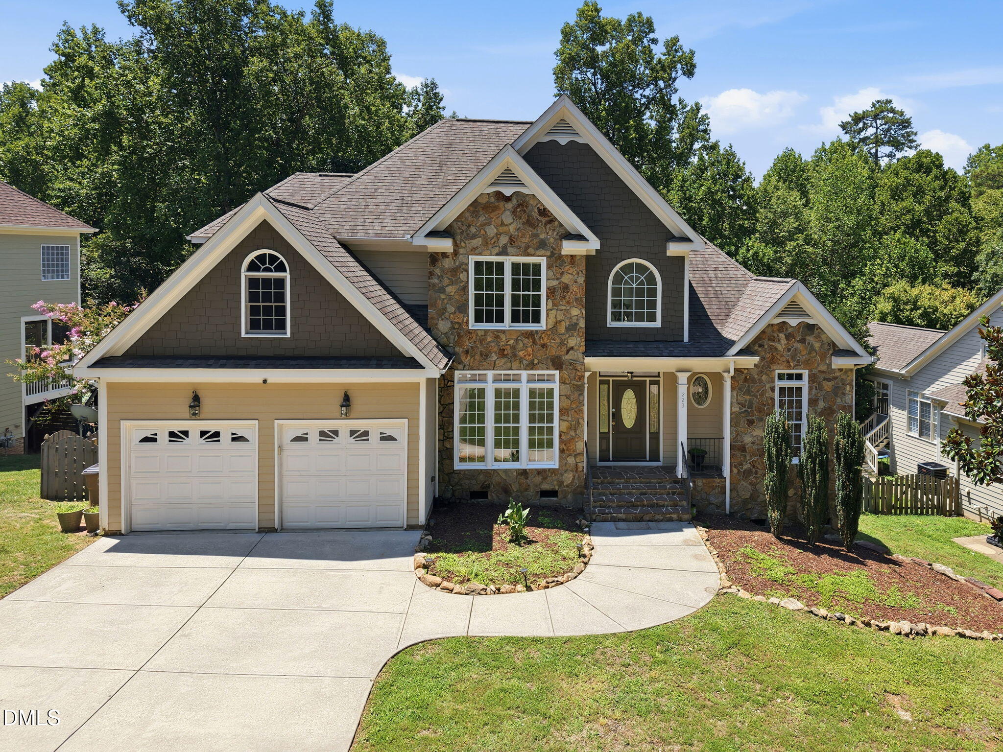 223 Kinvara Court Property Photo 1