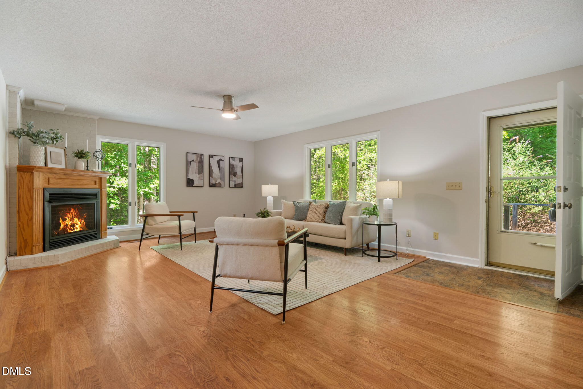 9021 Collins Creek Drive Property Photo 3