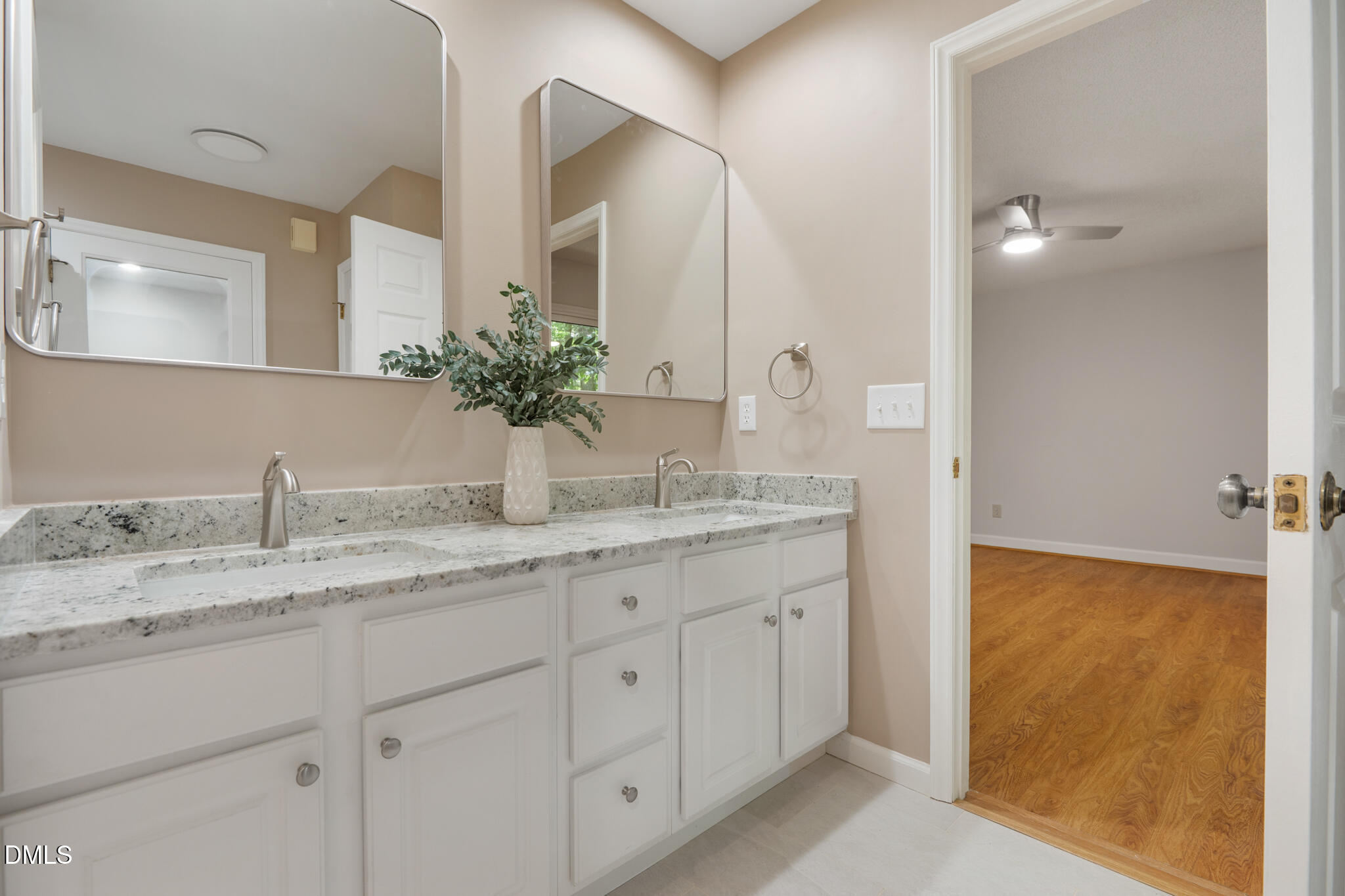 9021 Collins Creek Drive Property Photo 14